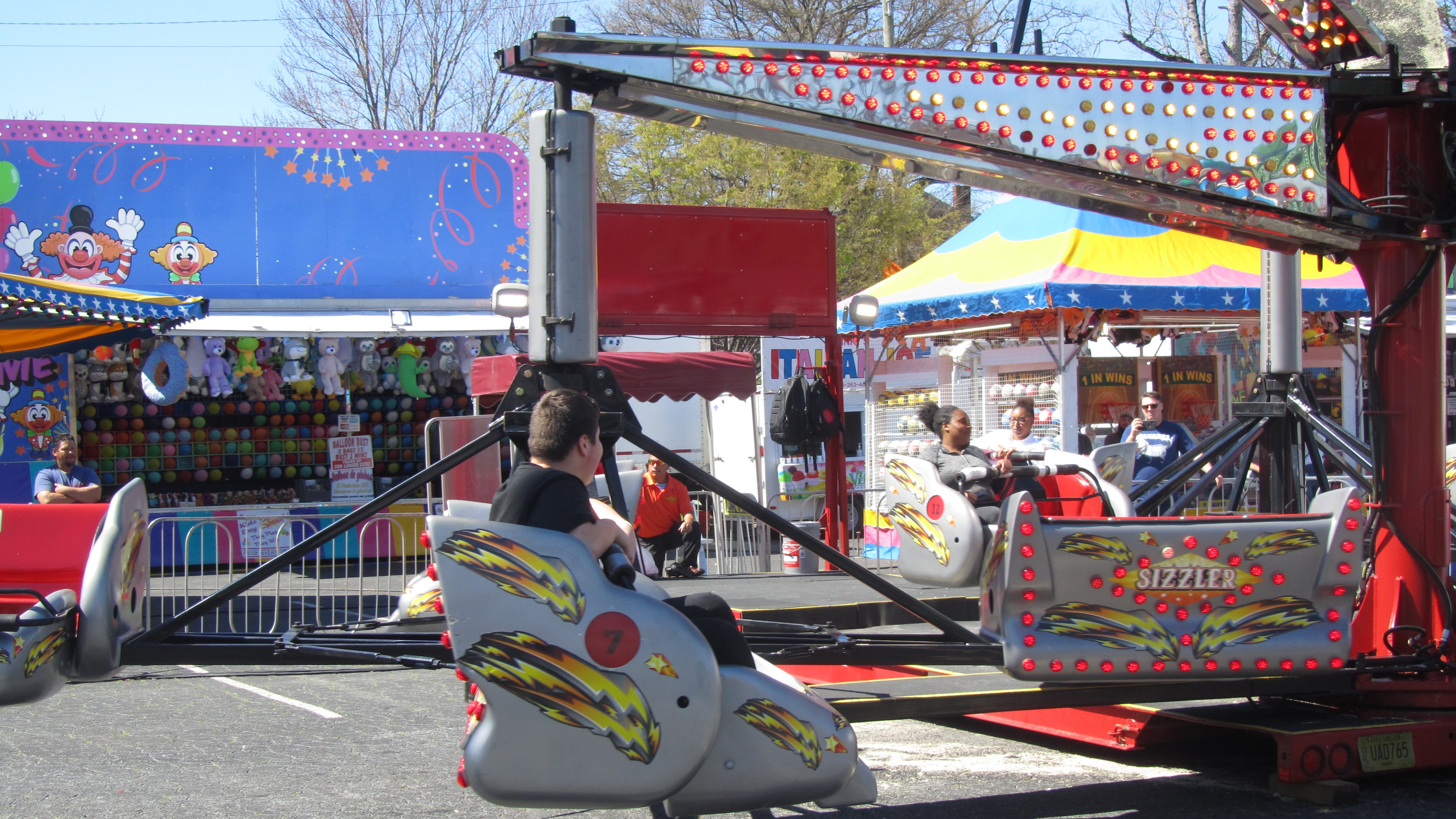 The Sizzler is one of more than 50 rides at the Atlanta Fair. Photo by Grady McGill