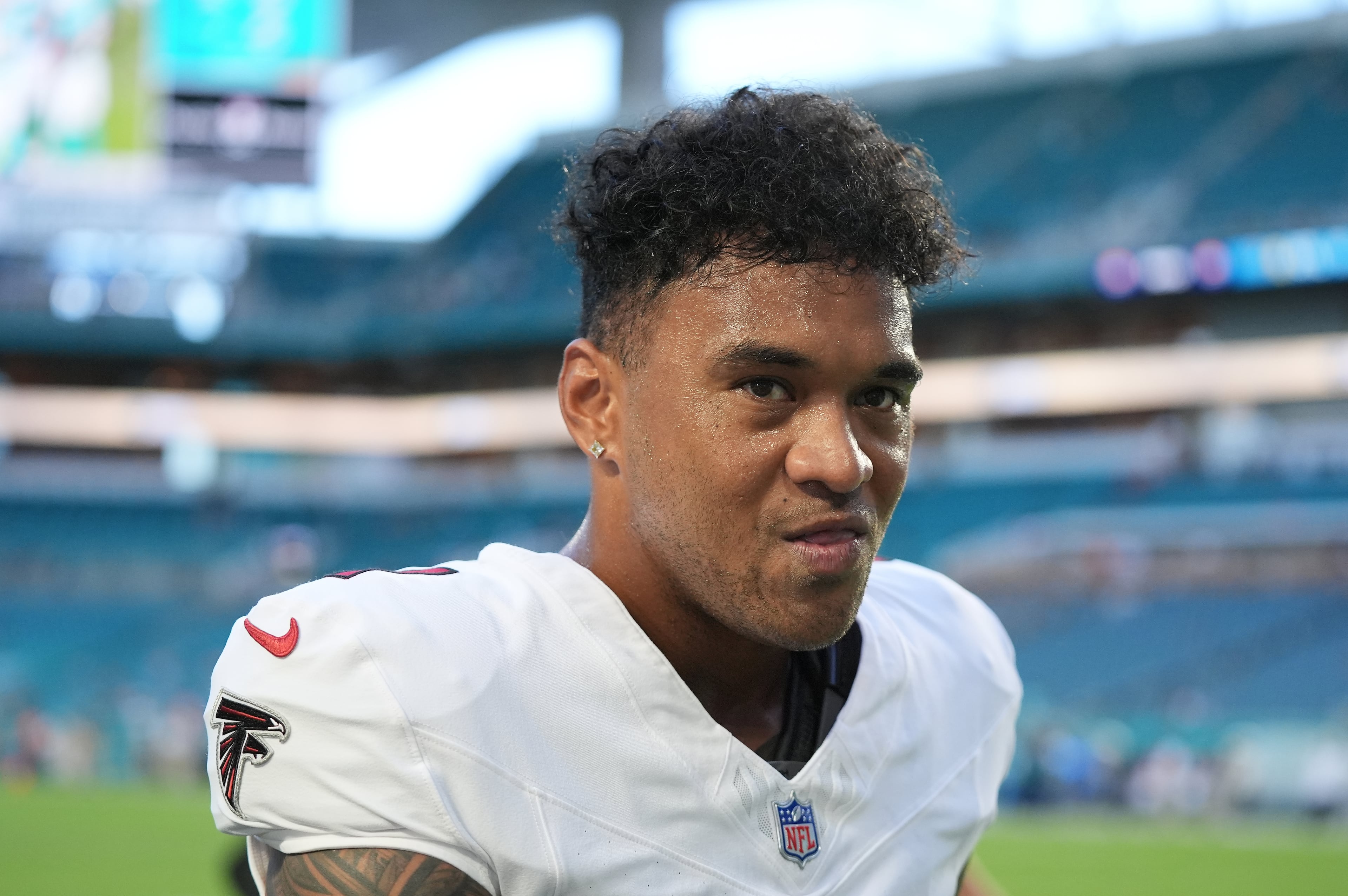 Falcons Dolphins Football