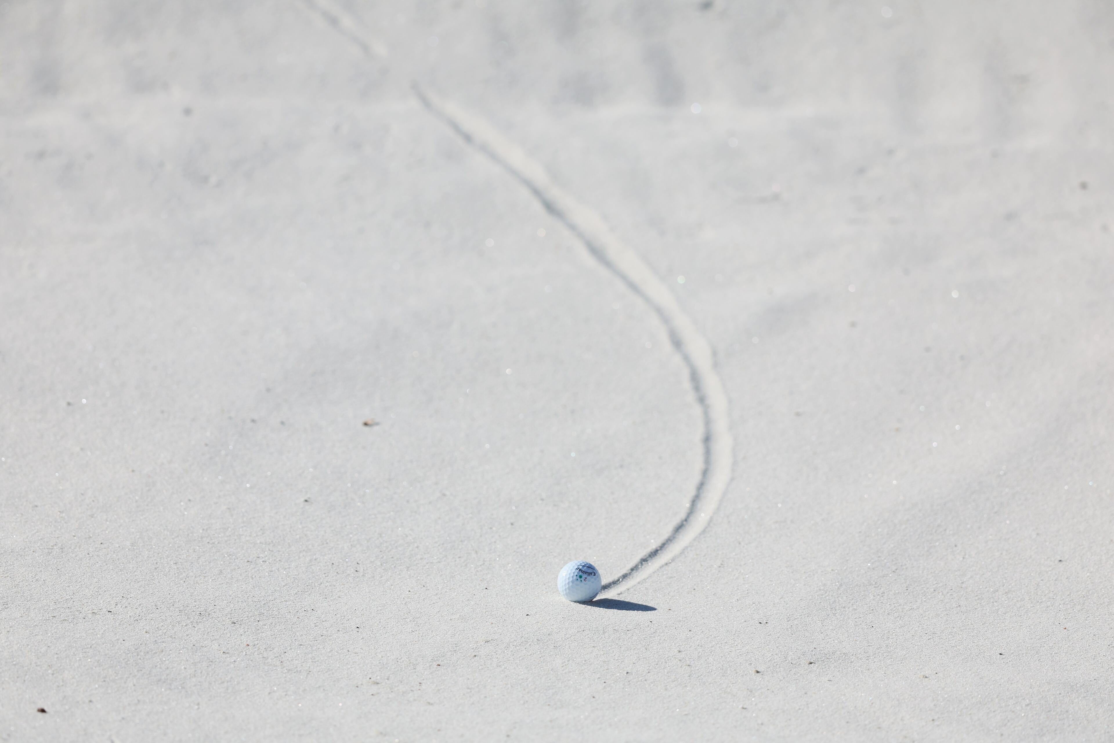 Jasper Stubbs's ball lands in the bunker on the 18th hole during second round of the 2024 Masters Tournament at Augusta National Golf Club, Friday, April 12, 2024, in Augusta, Ga. Jason Getz / Jason.Getz@ajc.com)