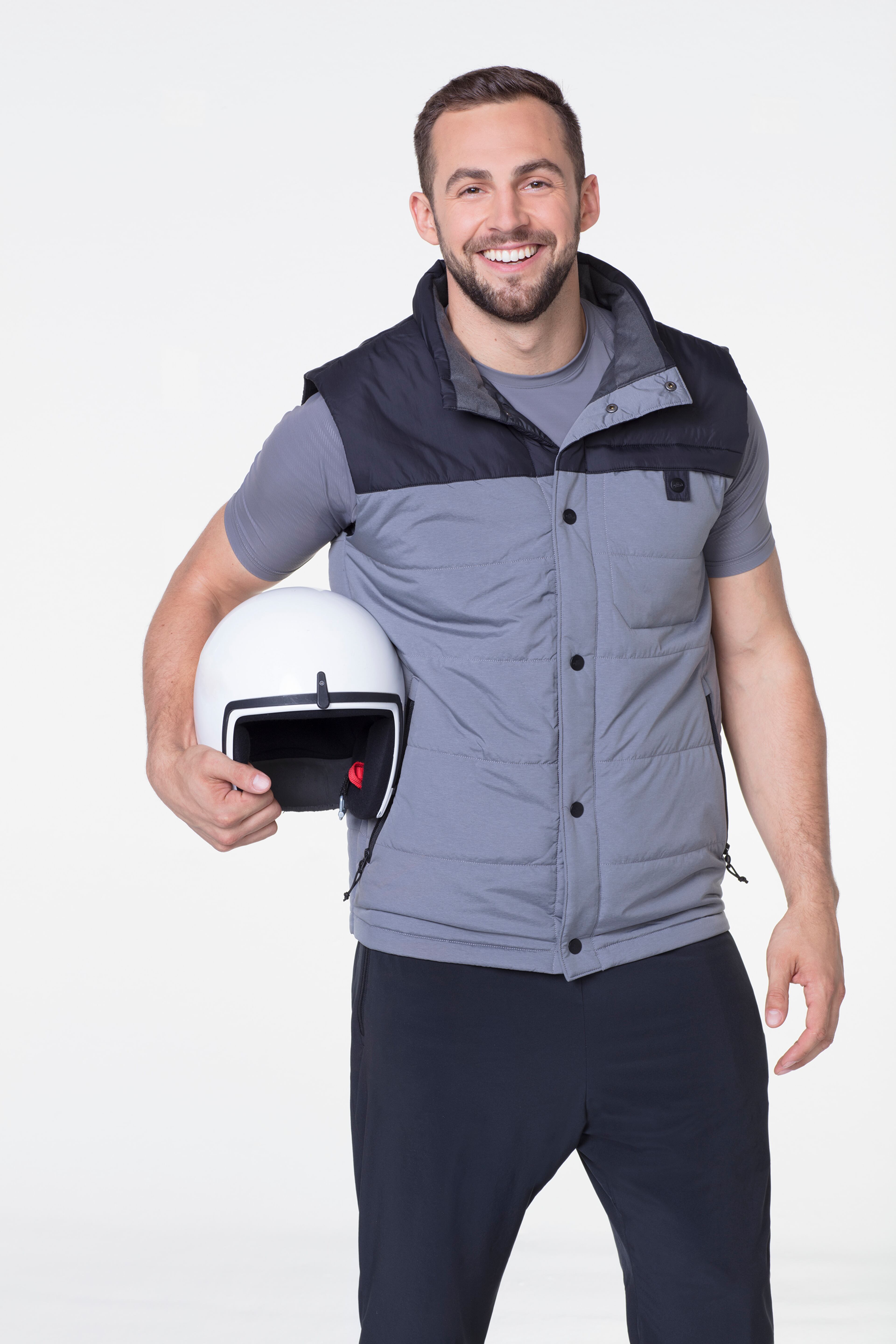 DANCING WITH THE STARS: ATHLETES - Get ready, sports fans, for the most competitive season of "Dancing with the Stars" ever as the show fires up the scoreboard and welcomes 10 athletes to sparkle up their uniforms and lace up their dancing shoes as they ready themselves for their first dance on the ballroom floor, on the season premiere of "Dancing with the Stars: Athletes," MONDAY, APRIL 30 (8:00-10:01 p.m. EDT), on The ABC Television Network. (ABC/Craig Sjodin)
CHRIS MAZDZER