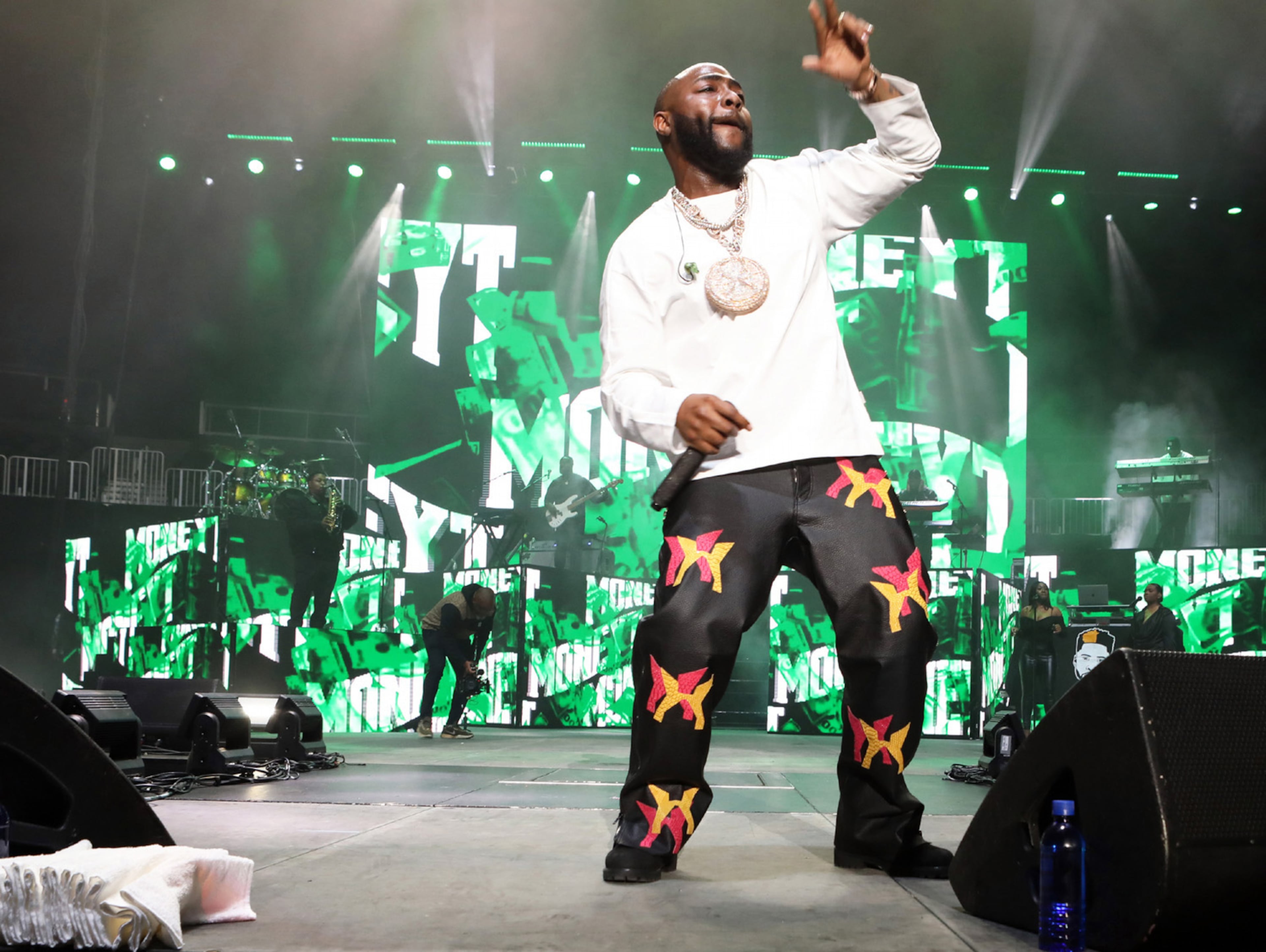 Davido rocked the State Farm Arena on Thursday, Nov. 21, 2024 at his Davido & Friends Birthday Concert. Openers included Papoose, Cuhdeejah, Emmerson, Ecool, Lala and Jay Zen.
Robb Cohen for the Atlanta Journal-Constitution