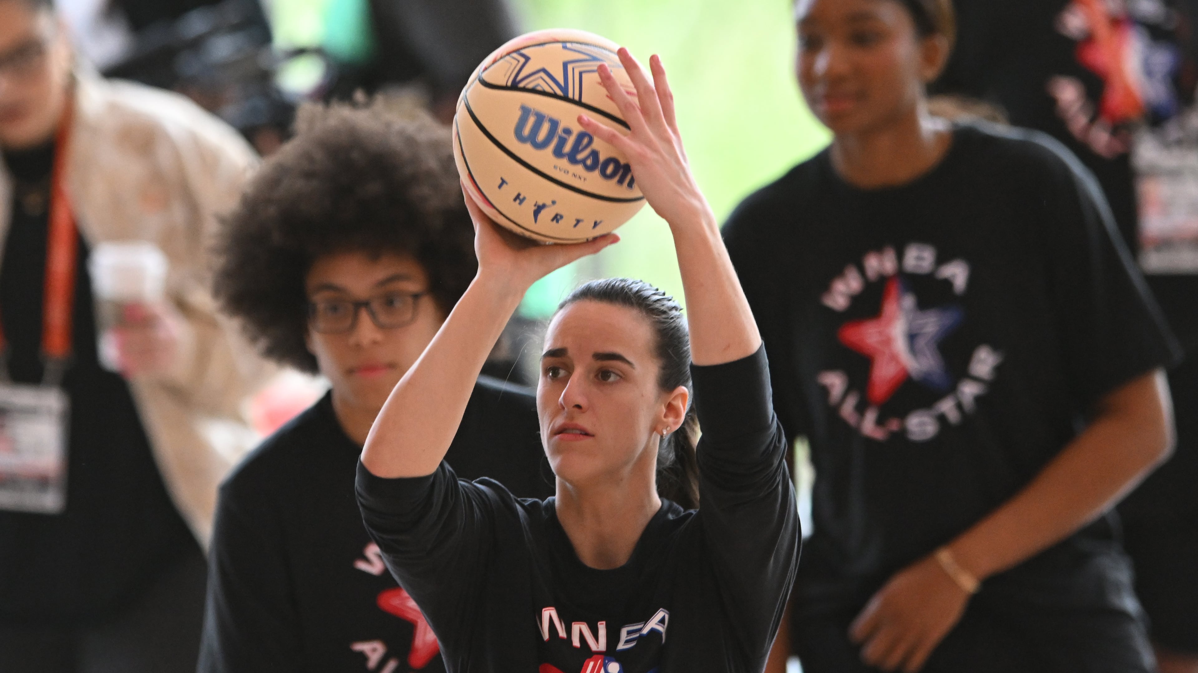 WNBA All Star Caitlin Clark shoots during practice at the Obama Presidential Center in Chicago, Friday, July 24, 2026. (AP Photo/Paul Beaty)