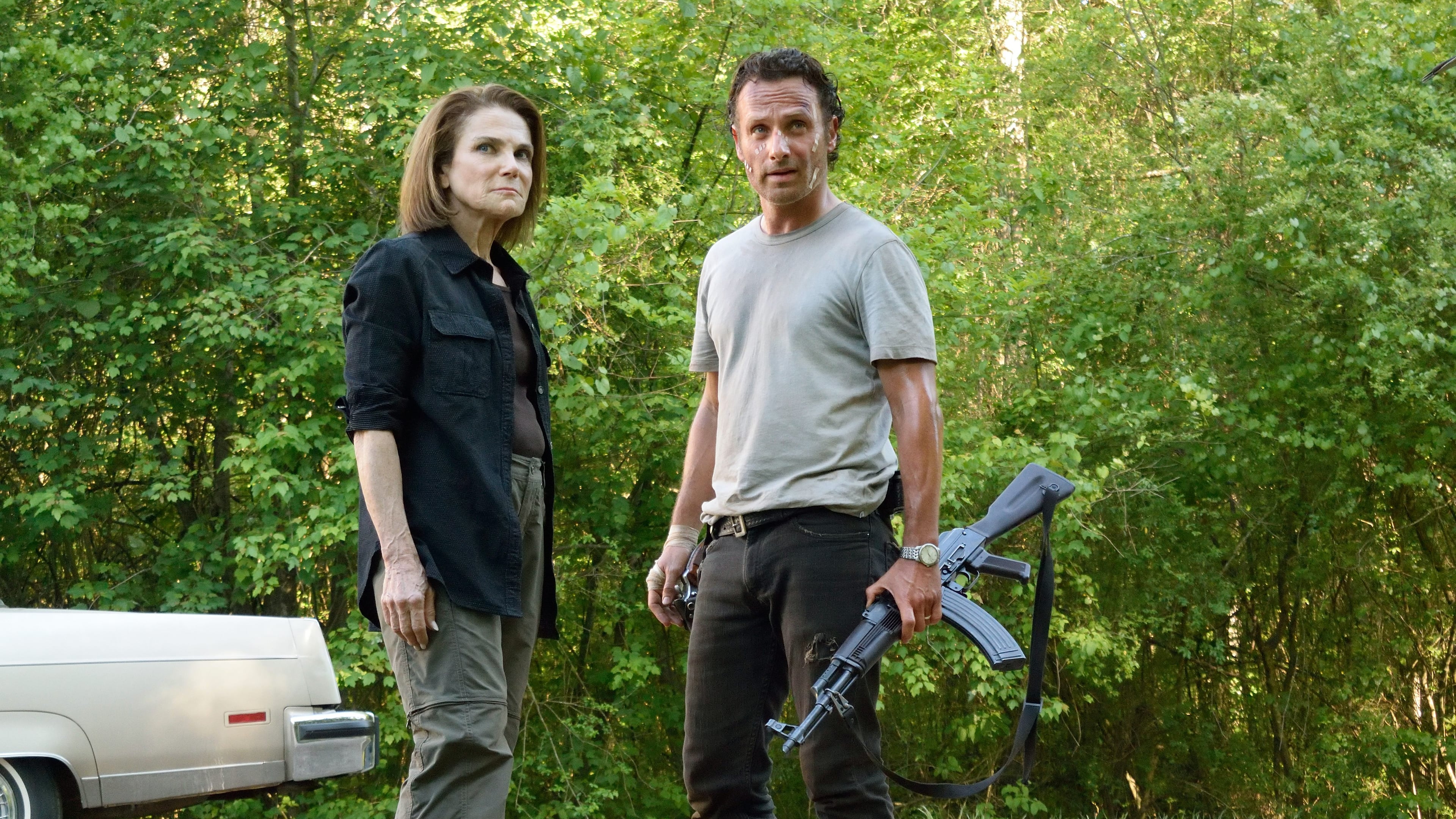 Tovah Feldshuh as Deanna Monroe and Andrew Lincoln as Rick Grimes - The Walking Dead _ Season 6, Episode 1 - Photo Credit: Gene Page/AMC