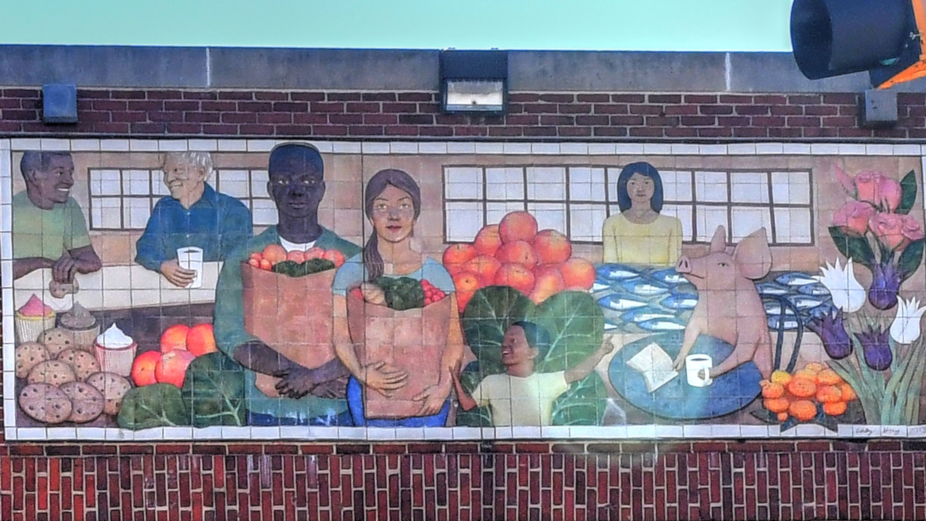 Mural on the exterior of the Municipal Market in Sweet Auburn. Photo taken September 28, 2022. (CHRIS HUNT FOR THE ATLANTA JOURNAL-CONSTITUTION)