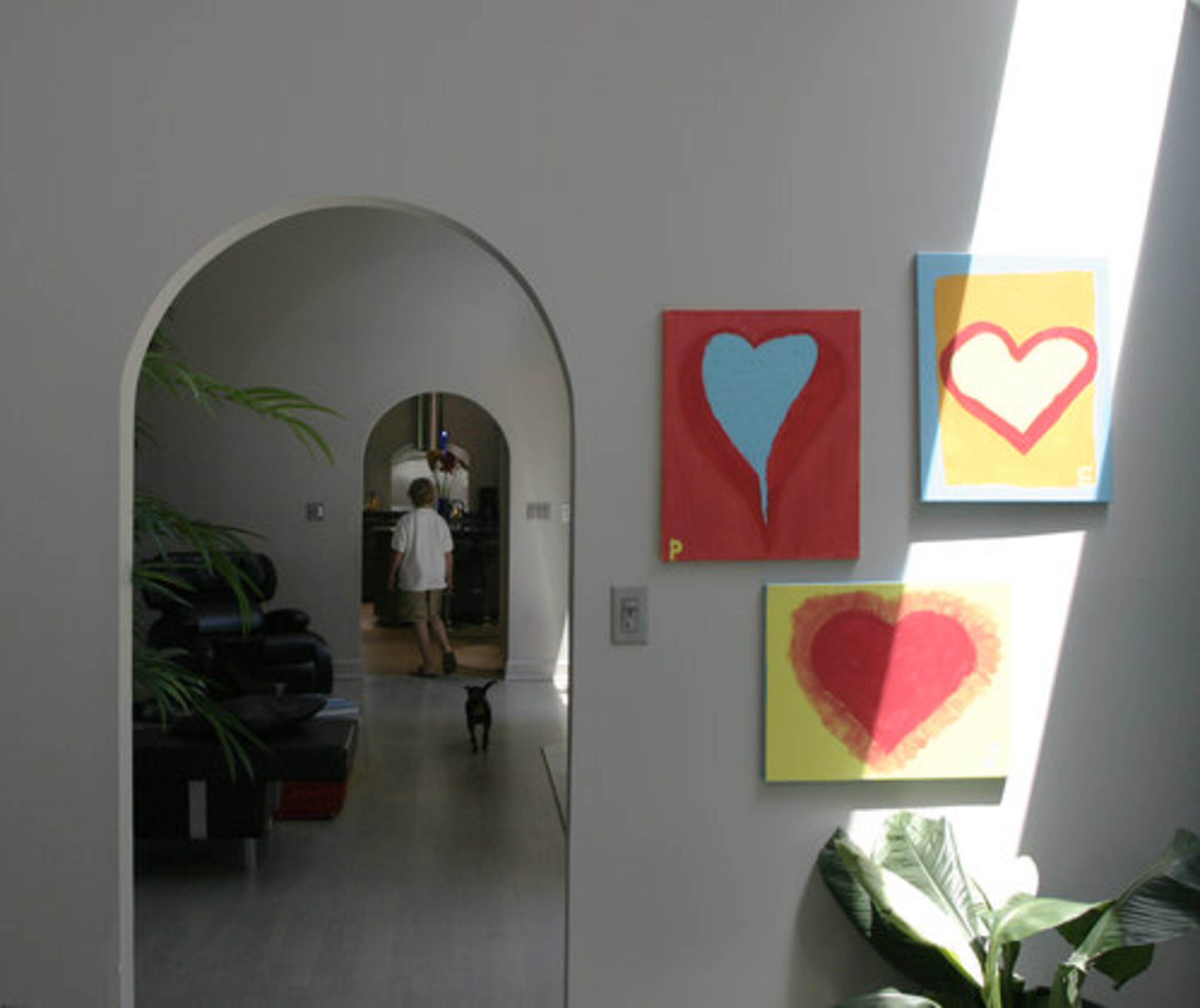 The Huff children -- Peyton, 11; Emily, 10; and Jenna, 3 -- made colorful paintings of hearts on canvas as a Father's Day gift for Dad.
