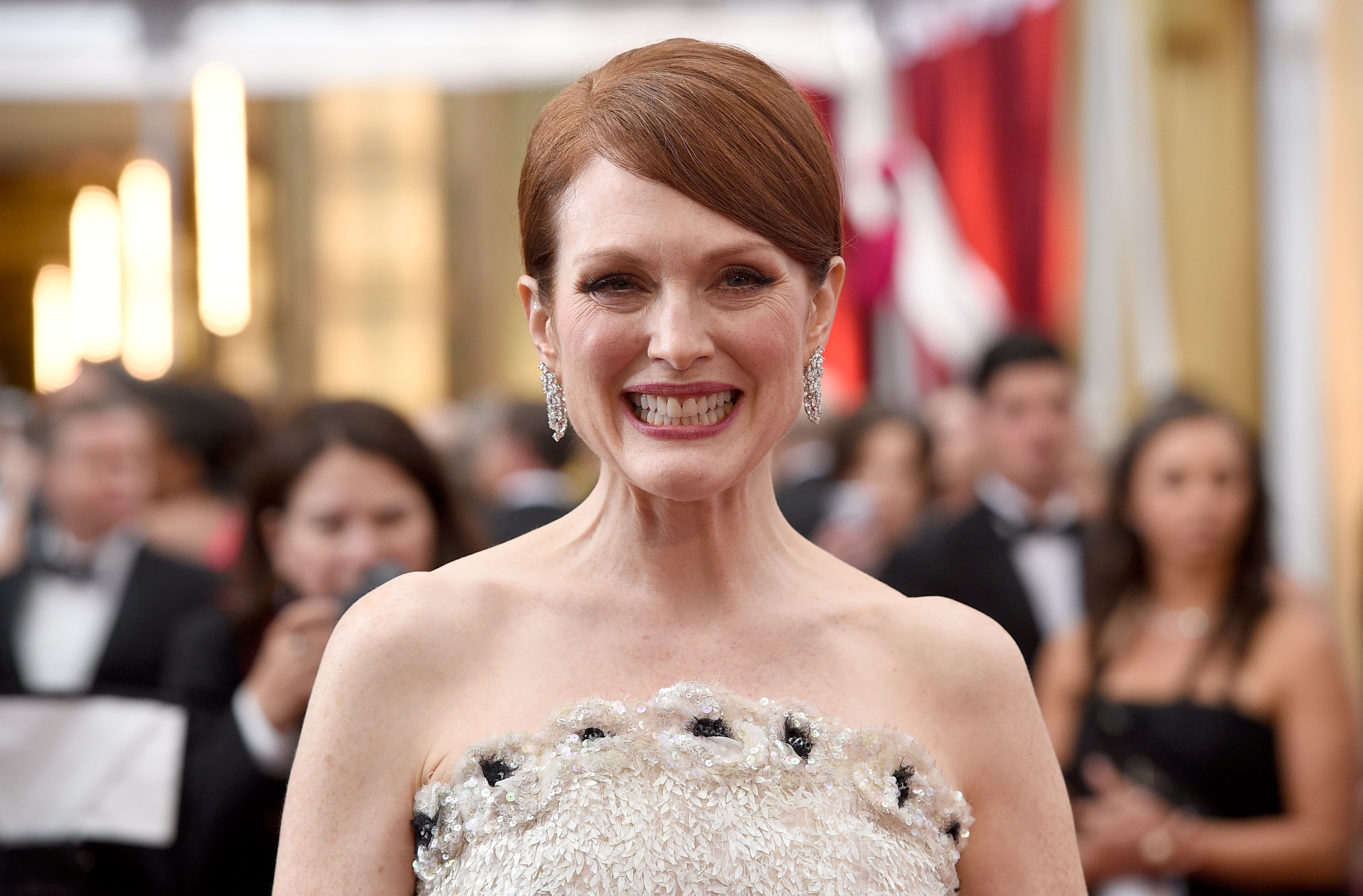 HOLLYWOOD, CA - FEBRUARY 22: Actress Julianne Moore attends the 87th Annual Academy Awards at Hollywood & Highland Center on February 22, 2015 in Hollywood, California. (Photo by Kevork Djansezian/Getty Images)