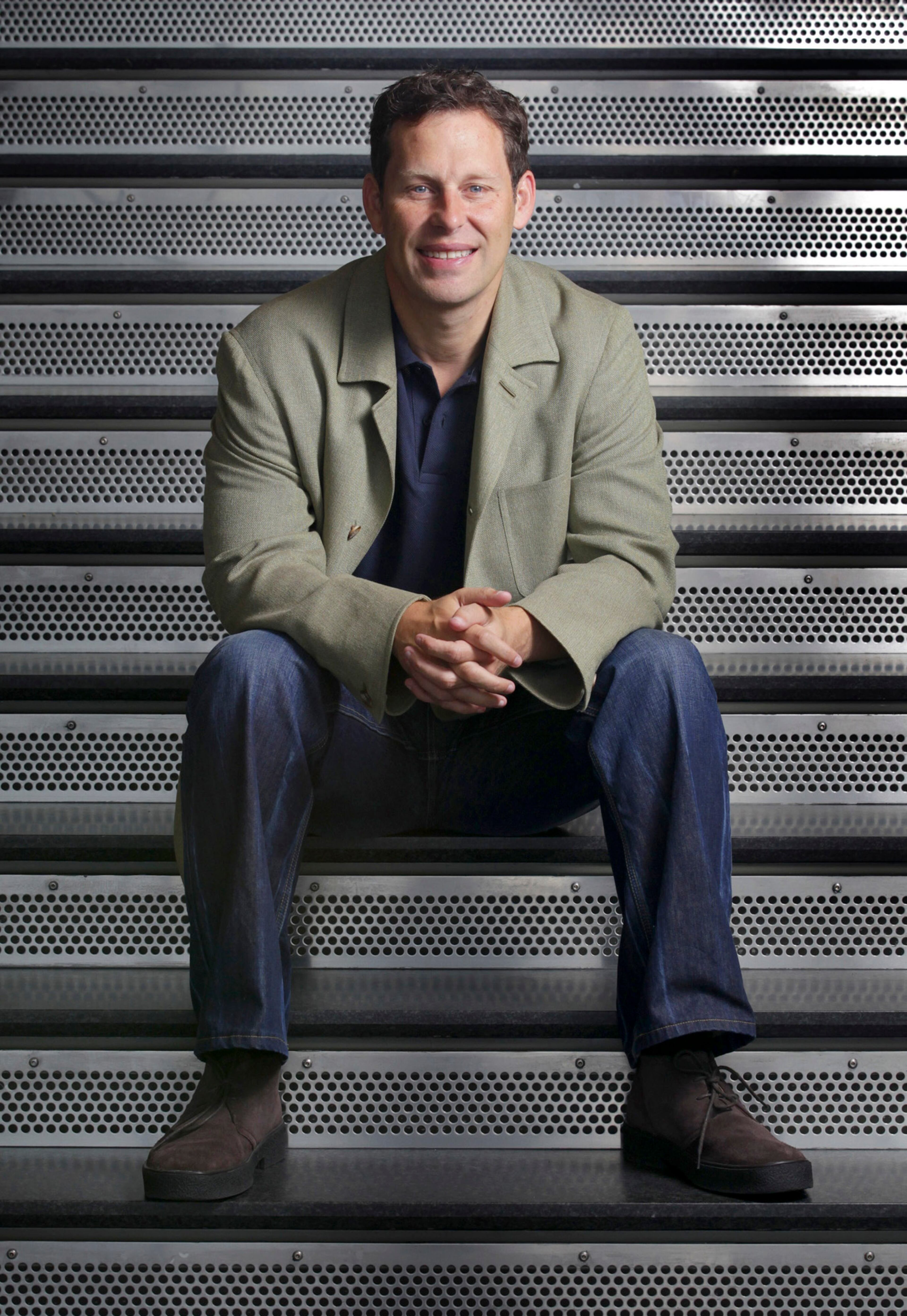 ORG XMIT: 99154479 Mike Maples, managing partner of the venture capital firm Floodgate, sits for a photo in Menlo Park, California, U.S., on Thursday, May 20, 2010. Maples' stakes in Twitter Inc., Digg Inc., SolarWinds Inc. and Chegg Inc. have turned him into a celebrity on Menlo Park's Sand Hill Road, where he's investing alongside the same firms that didn't make him a partner. And he's turning a profit while the rest of the industry slumps. Photographer: Tony Avelar/Bloomberg *** Local Caption *** Mike Maples EDITOR'S NOTE: IMAGES ARE EMBARGOED UNTIL 00:01 MAY 24, 2010. Received 05/26/10 for 0531maples, tech monday.