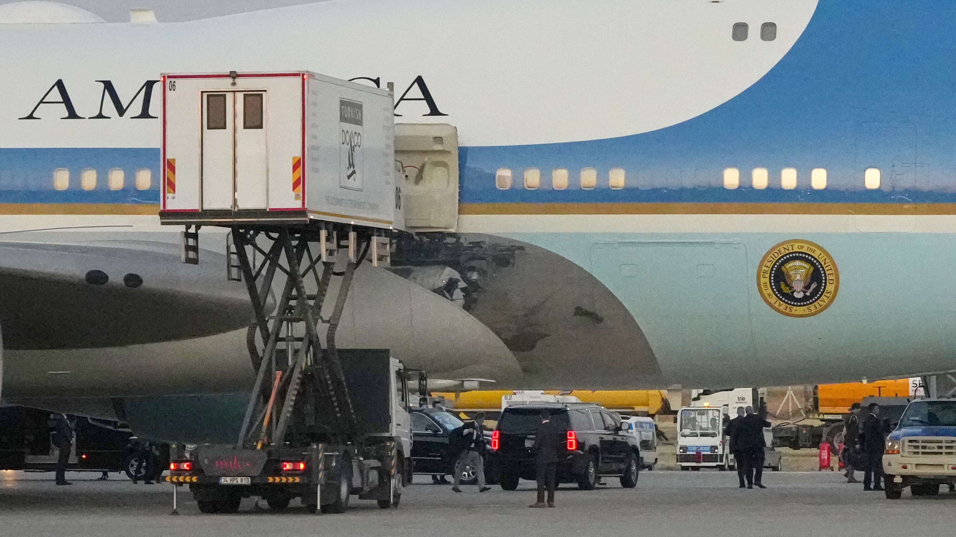 A catering truck is parked at Air Force One on the tarmac as the motorcade carrying U.S. President Donald Trump arrives to depart following the NATO summit at Ankara International Airport in Ankara, Turkey, Wednesday, July 8, 2026. (AP Photo/Alex Brandon)