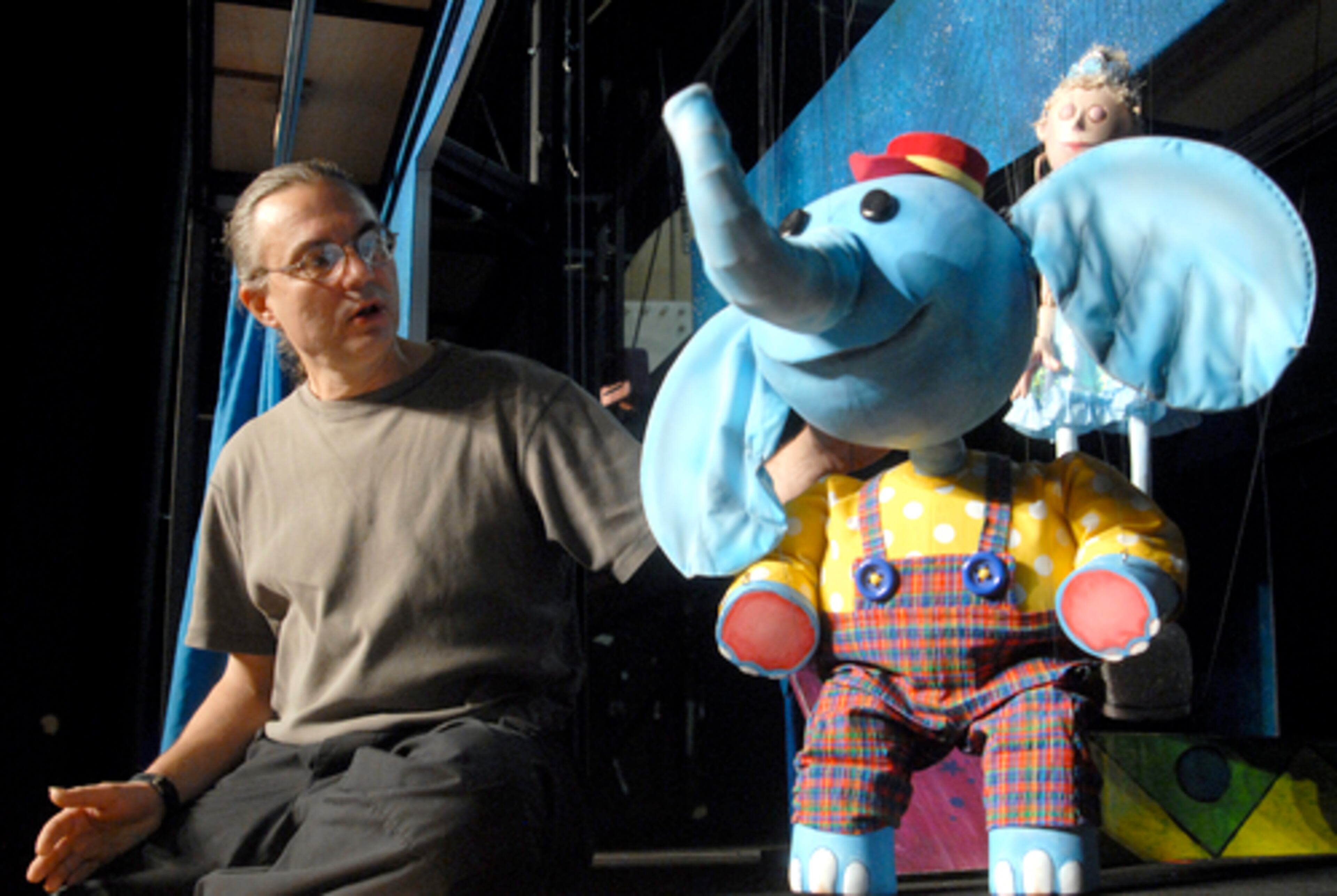 LUDWIG DISCUSSES the new show with "Oliver," a misfit circus elephant who stutters and is very smart.