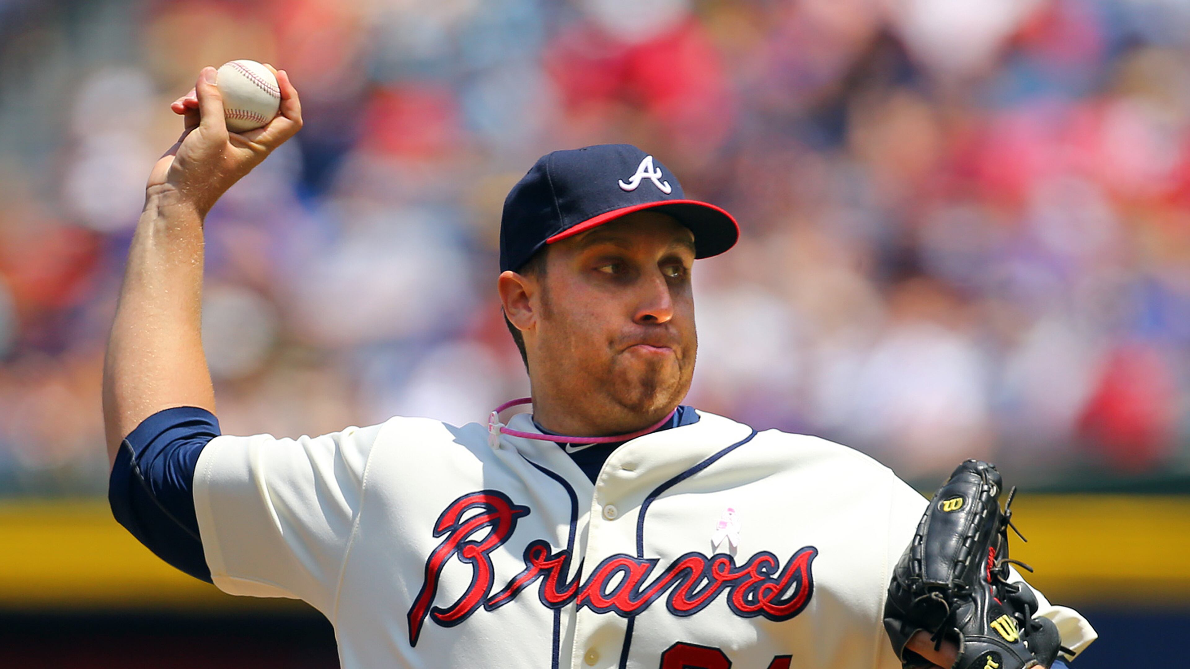 Aaron Harang delivers a pitch against the Cubs during the first inning of their MLB game on Sunday, May 11, 2014, in Atlanta. CURTIS COMPTON / CCOMPTON@AJC.COM