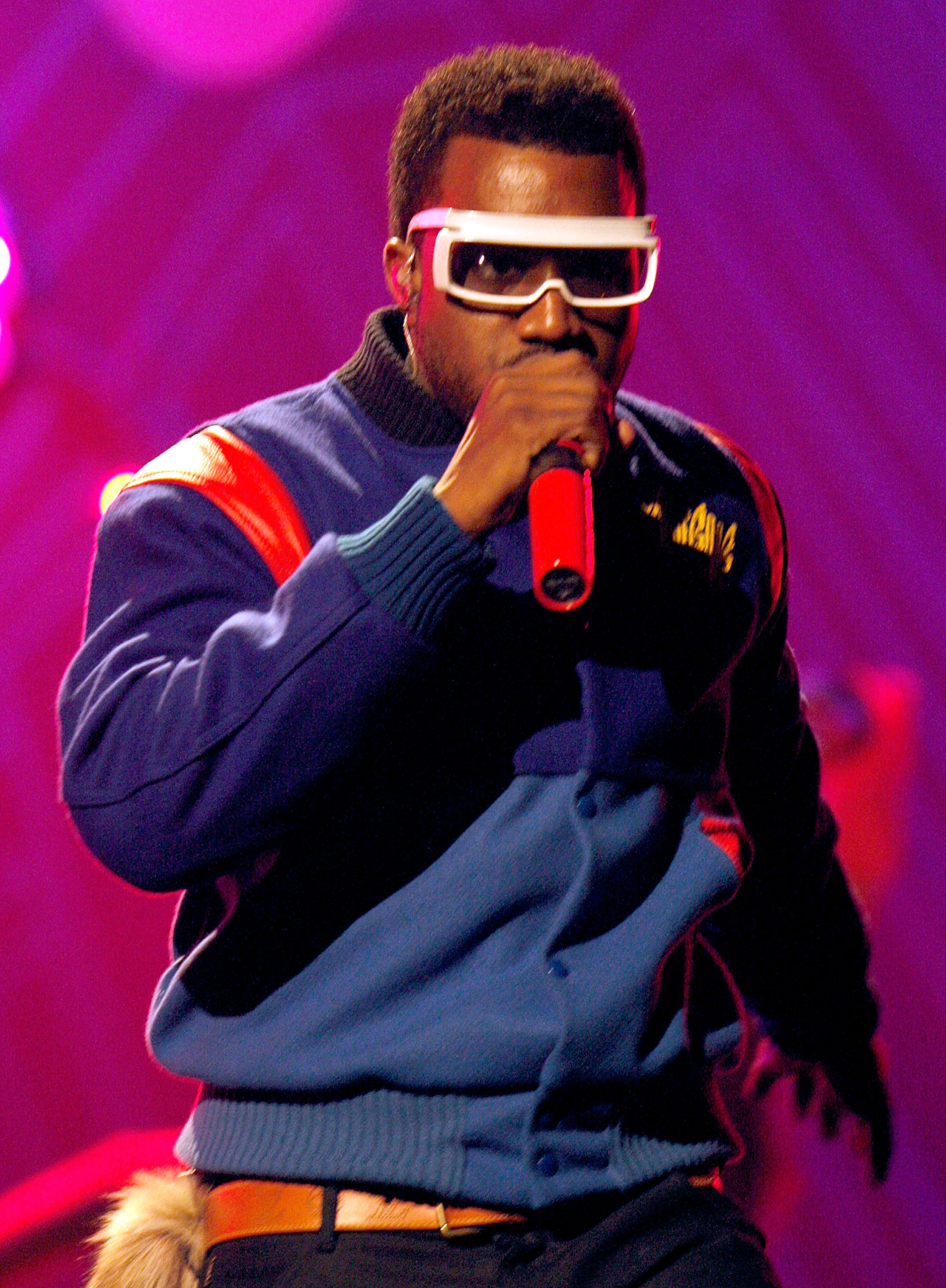 LOS ANGELES, CA - NOVEMBER 23: Rapper Kanye West performs onstage during the 2008 American Music Awards held at Nokia Theatre L.A. LIVE on November 23, 2008 in Los Angeles, California. (Photo by Kevin Winter/Getty Images for AMA)