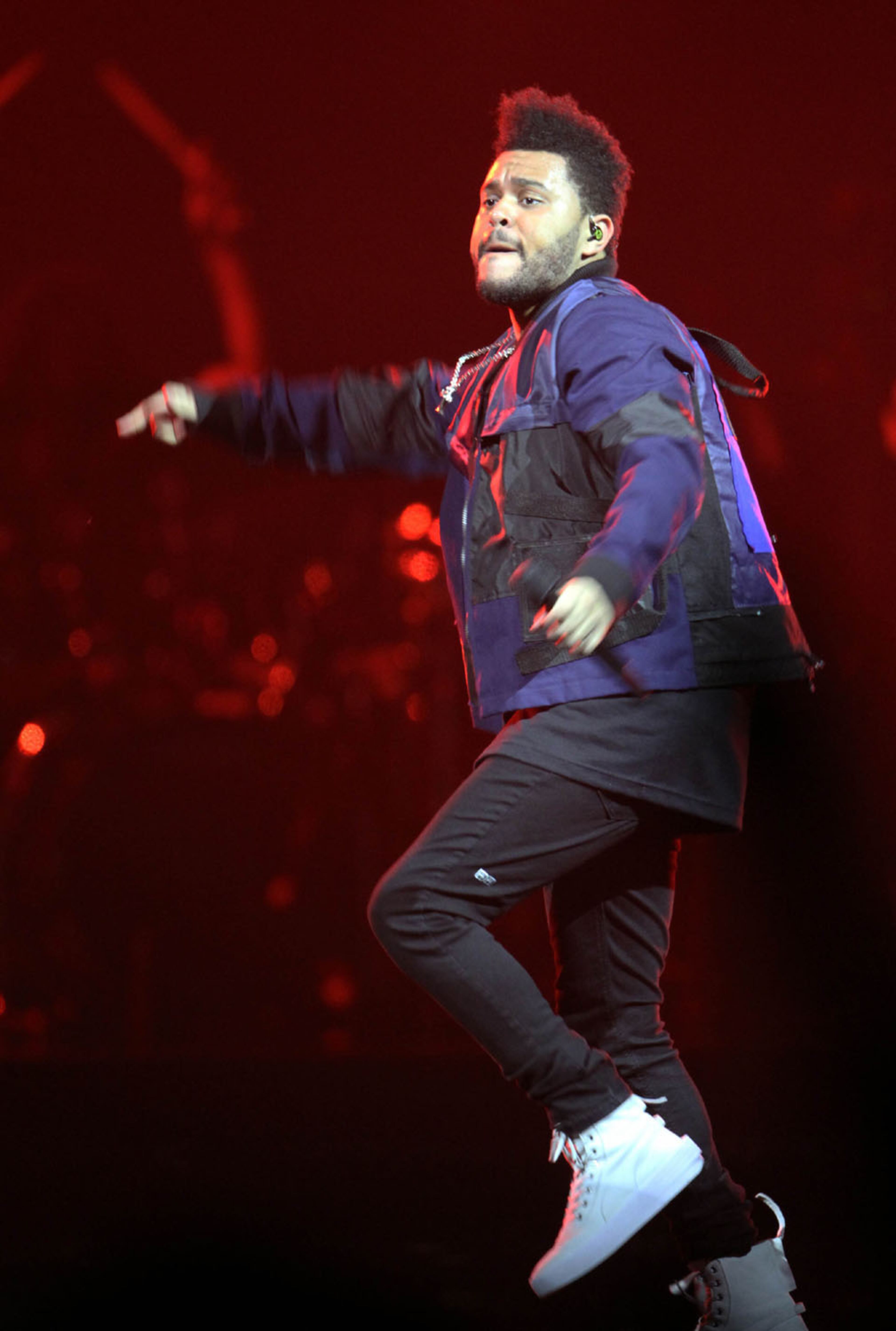 #20 of #25. PLEASE KEEP IN SEQUENTIAL ORDER FOR THE CONTINUITY OF THE GALLERY.
The Weeknd rolled his Starboy- Legend of the Fall 2017 World Tour into sold out Philips Arena Saturday, May 13, 2017. Rae Strummurd, Belly and 6lack opened the show.
Robb Cohen Photography & Video /RobbsPhotos.com