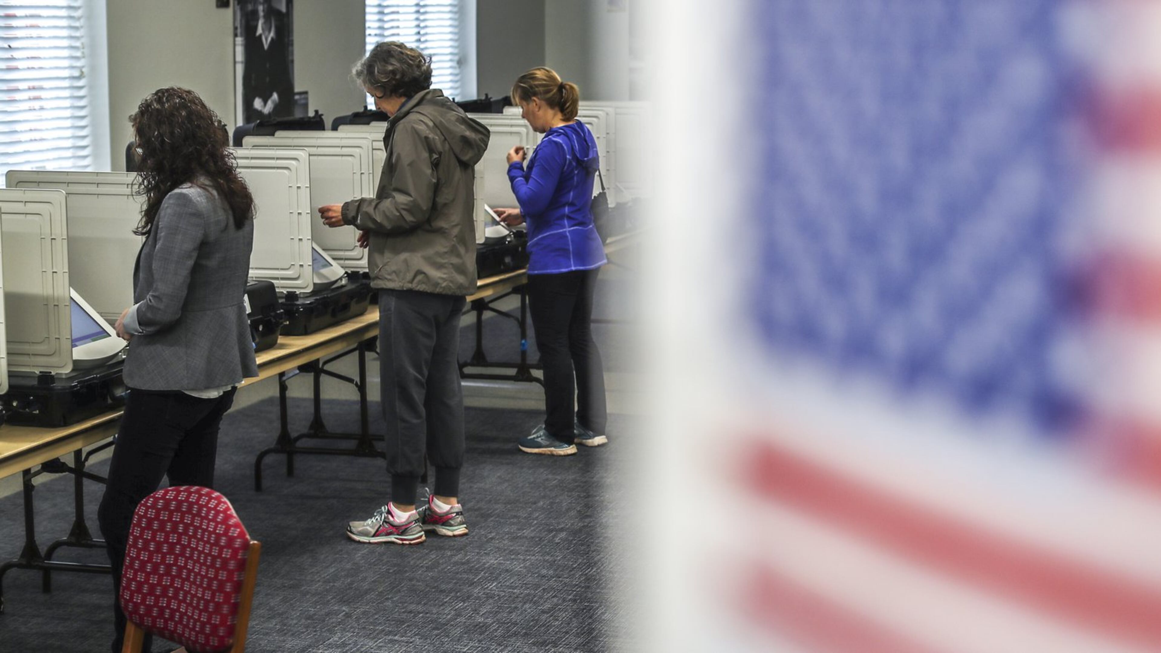 November 5, 2019 DeKalb County: Voters cast their ballots at the Winnona Precinct at Columbia Theological Seminary’s Richard Center in Decatur on Tuesday, Nov. 5, 2019. JOHN SPINK/JSPINK@AJC.COM
