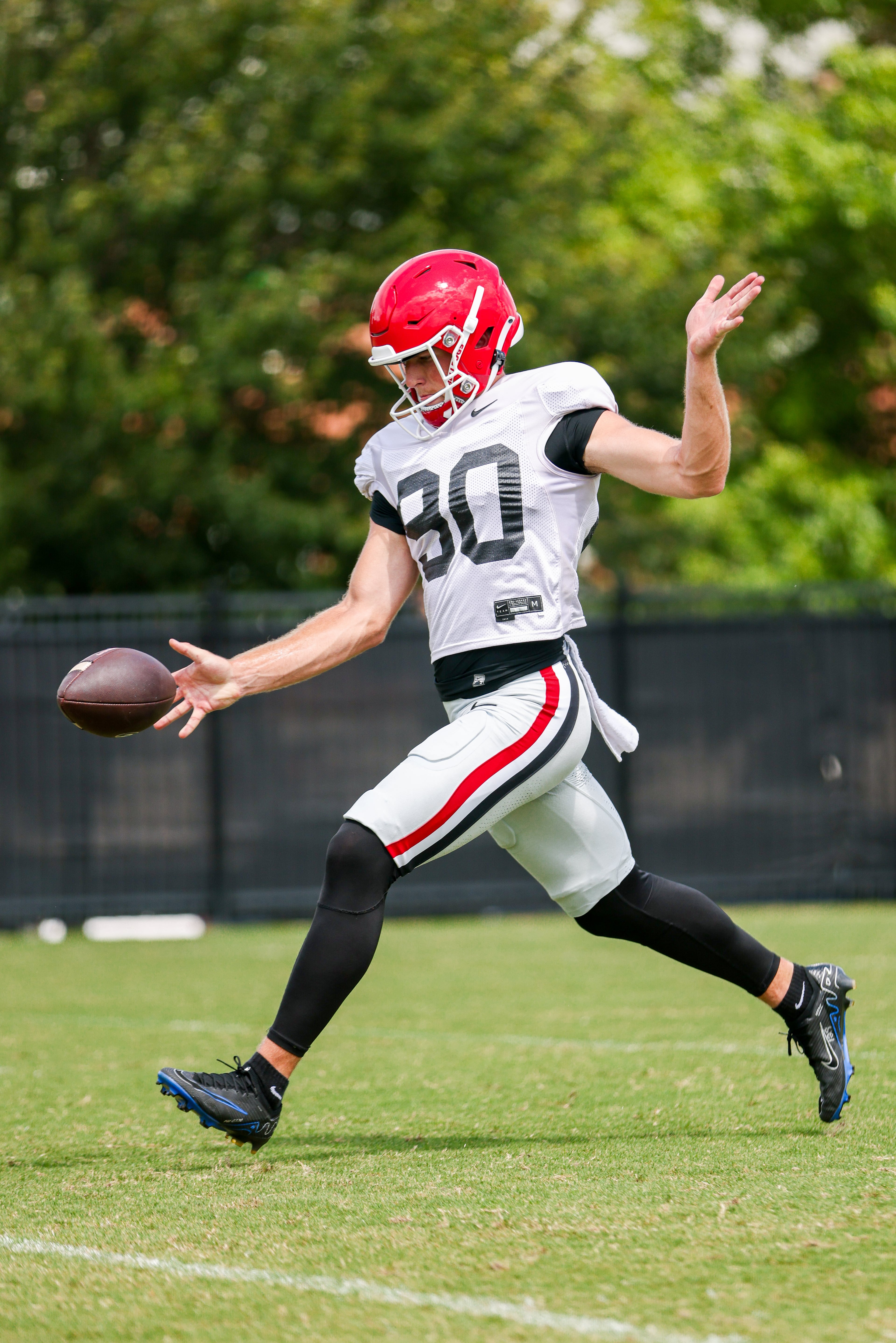Georgia punter Drew Miller (90) during Georgia’s practice session in Athens, Ga., on Thursday, Aug. 8, 2024. (Conor Dillon/UGAAA)