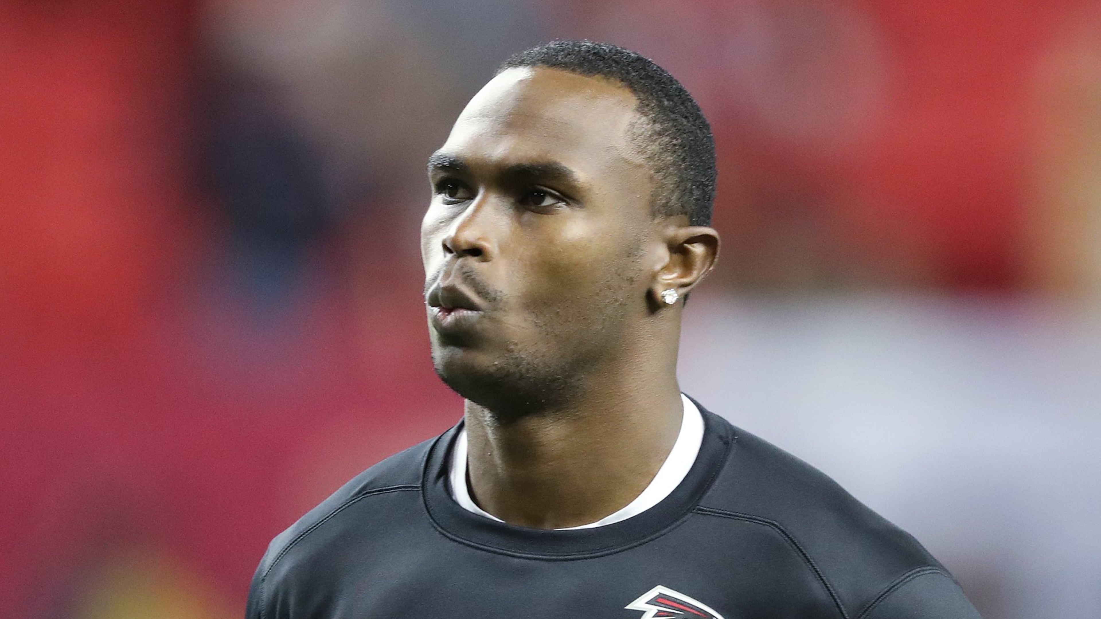 The Falcons need Julio Jones back in uniform for final two games. (Curtis Compton/ccompton@ajc.com)