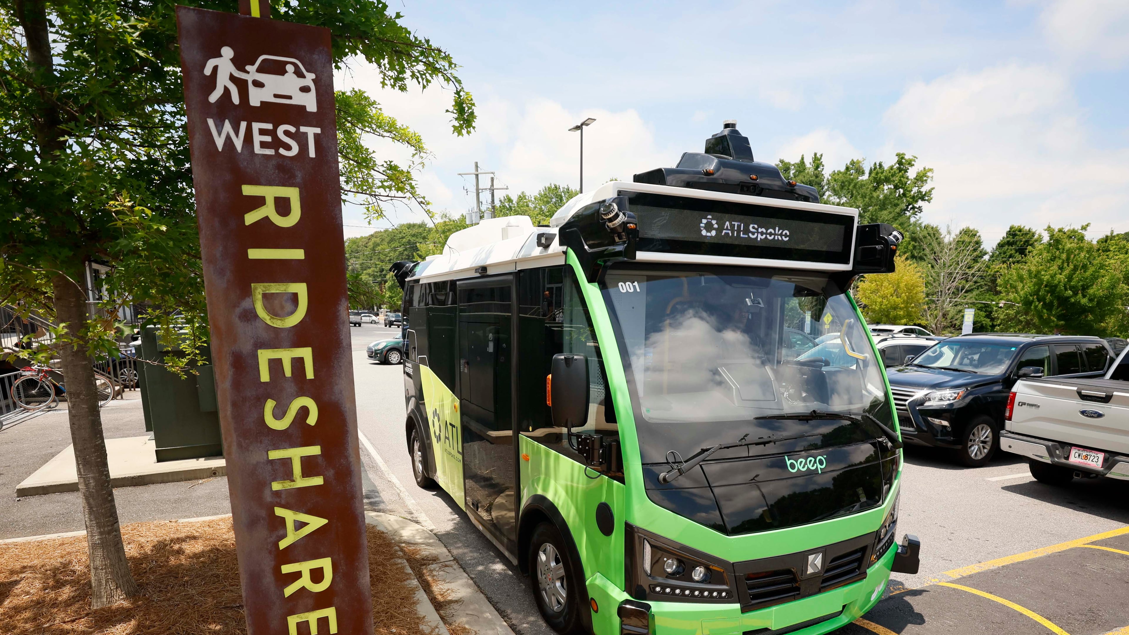 ATL Spoke, an autonomous pilot bus program, arrives at the Lee + White District on Monday, June 1, 2026. The initial route links the Beltline Southwest Trail with MARTA Rail. There are stops at MARTA West End Station, Joseph E. Lowery Blvd at Beecher Street, and two stops within the Lee + White district. (Miguel Martinez/AJC)
