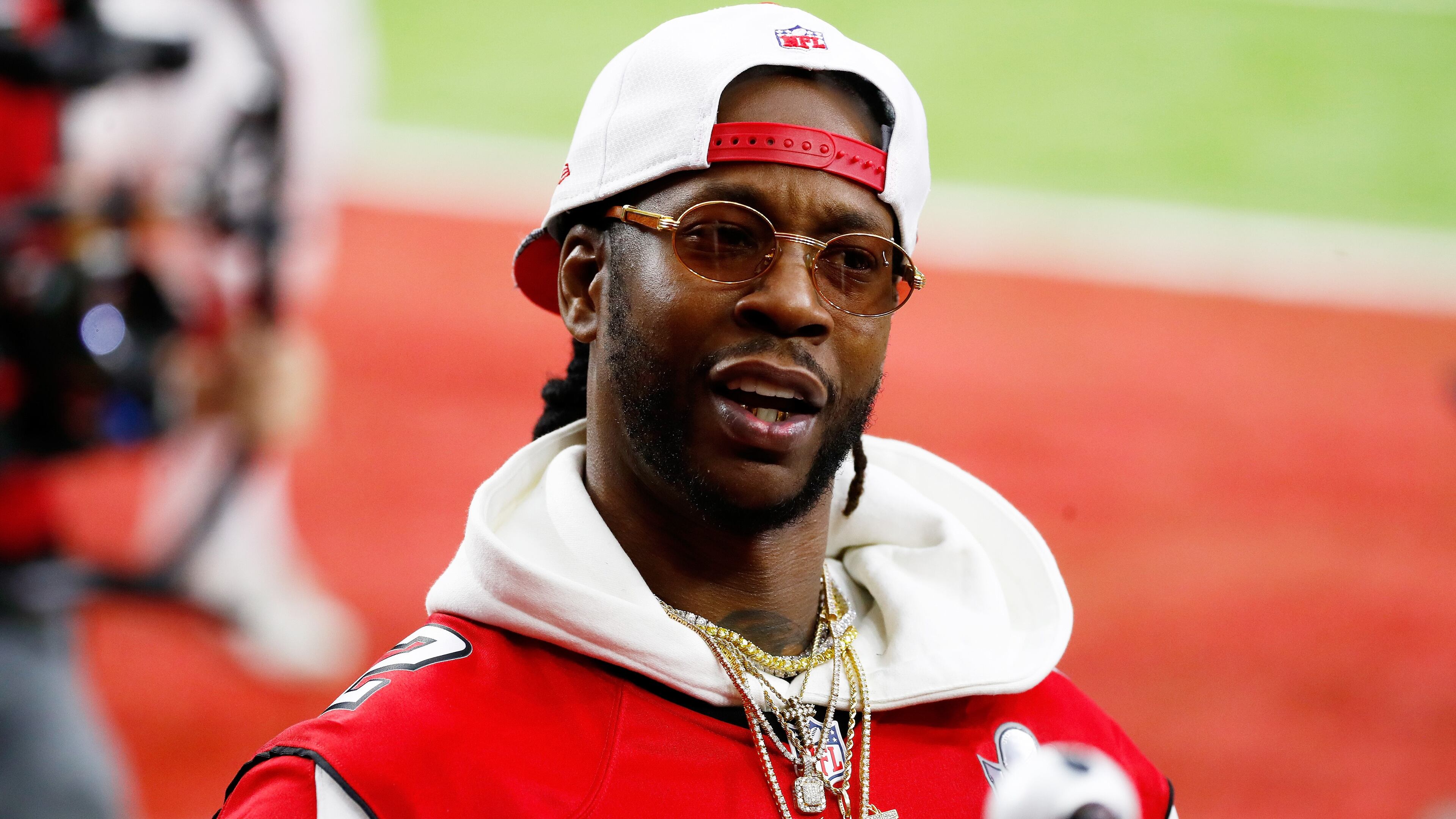 Rapper 2 Chainz looks on prior to Super Bowl 51 between the New England Patriots and the Atlanta Falcons at NRG Stadium on February 5, 2017 in Houston, Texas. (Photo by Gregory Shamus/Getty Images)