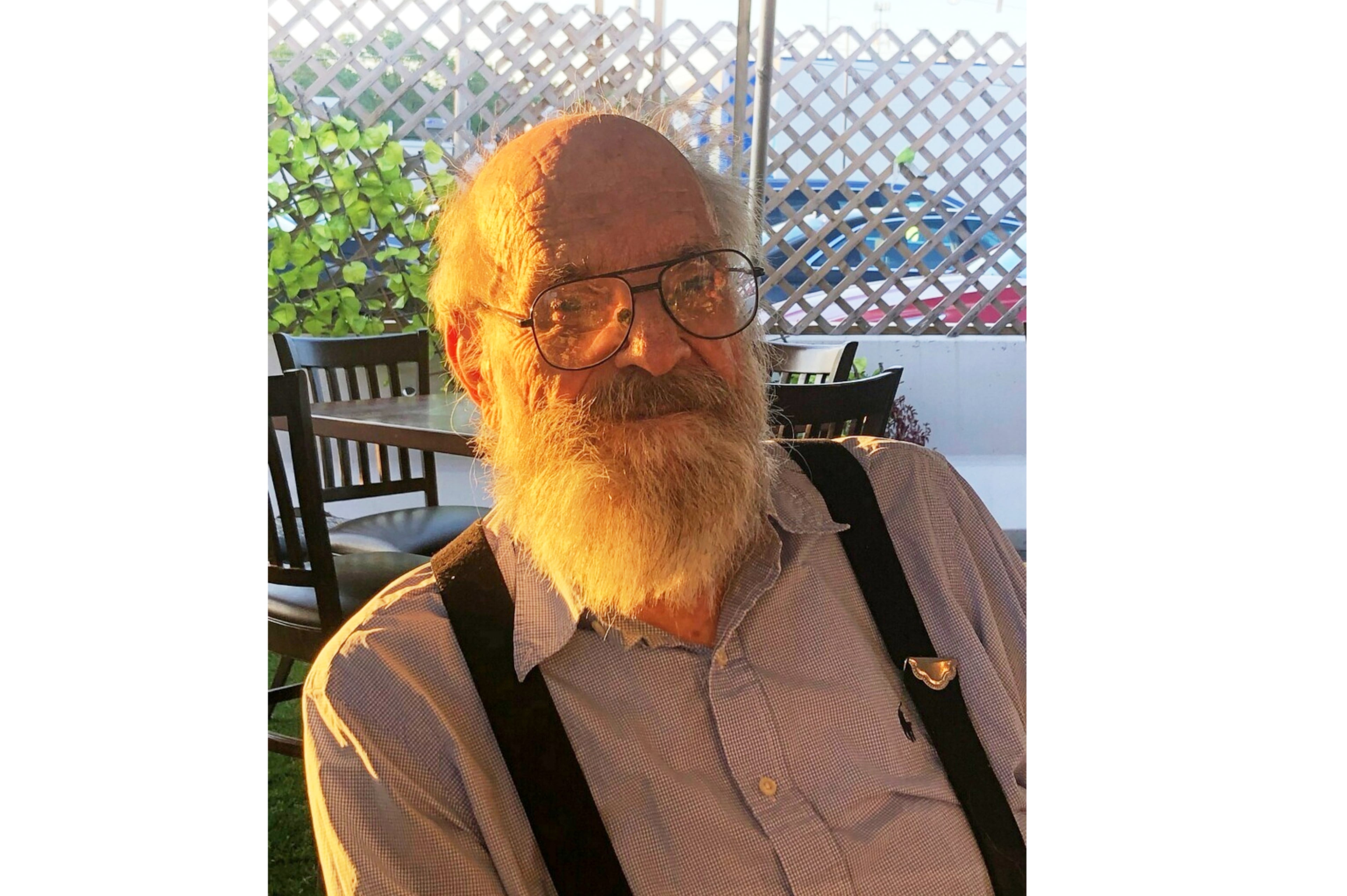 Obit XJ Kennedy - 3x2 for APNews