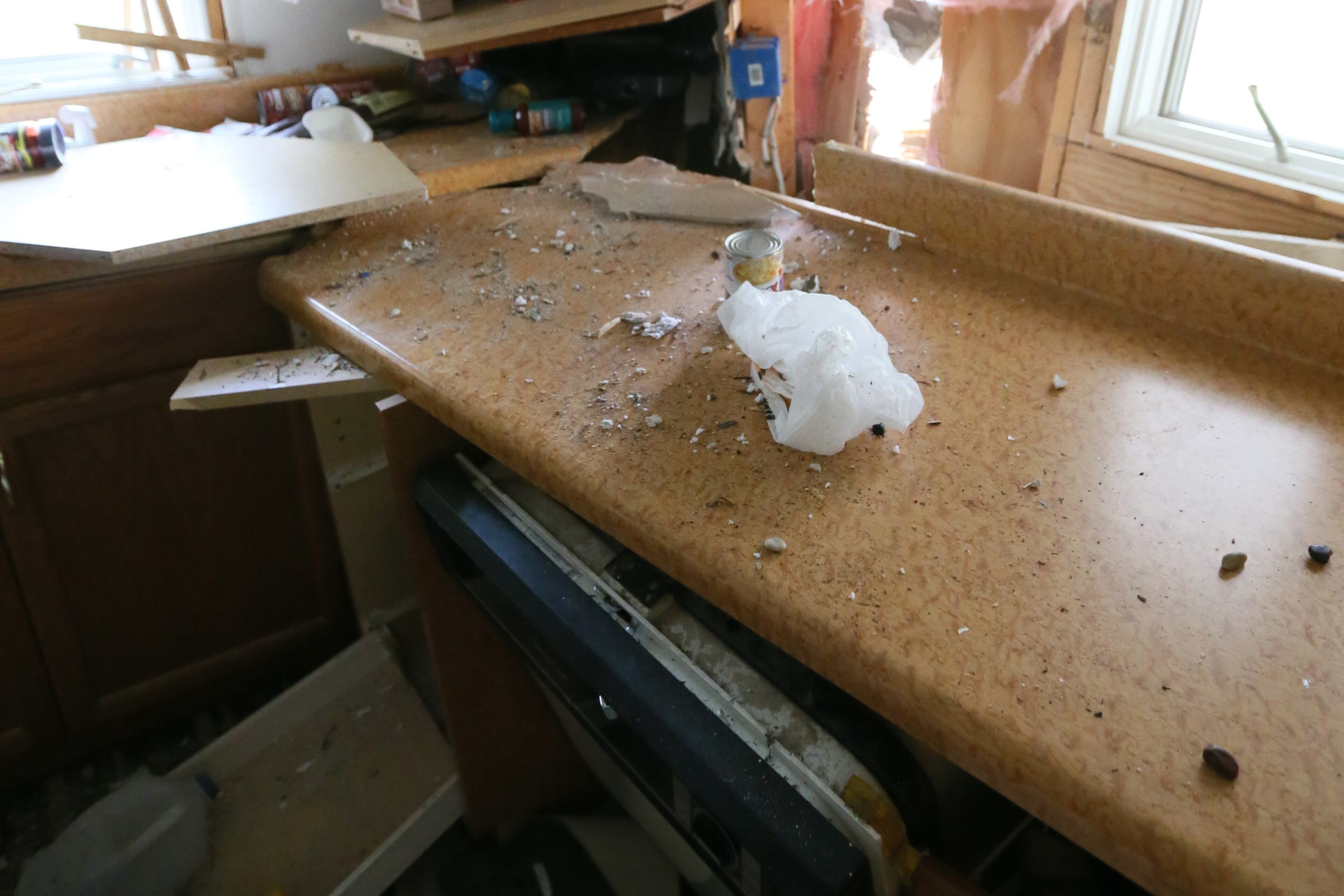 Channel 2 Action News reported that when officers tried to stop a motorist driving with no lights around 2 a.m., the driver sped off. Officers initiated a chase, but had called it off due to high speeds before the suspect slammed into at least six cars parked on Holmes Street, according to Channel 2. JOHN SPINK@JSPINK@AJC.COM