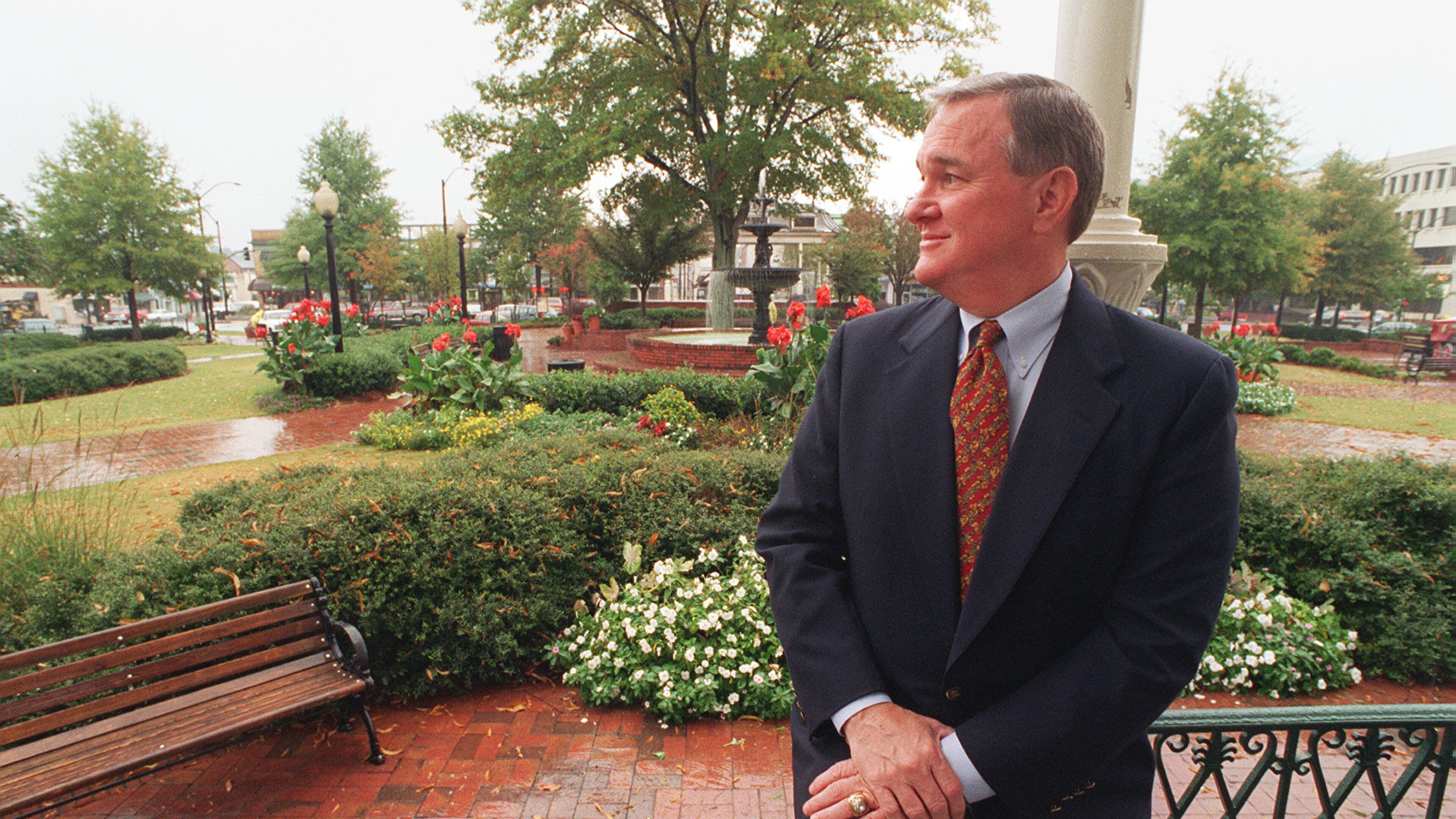 Bobby Moody, the new police chief of the City of Marietta, is shown Friday morning 10/18/96 overlooking Glover Park on the Marietta Square. Moody began his new job three months ago and is still commuting daily from his previous home in Covington, Georgia. (AJC Staff Photo/Andy Sharp) 10/96