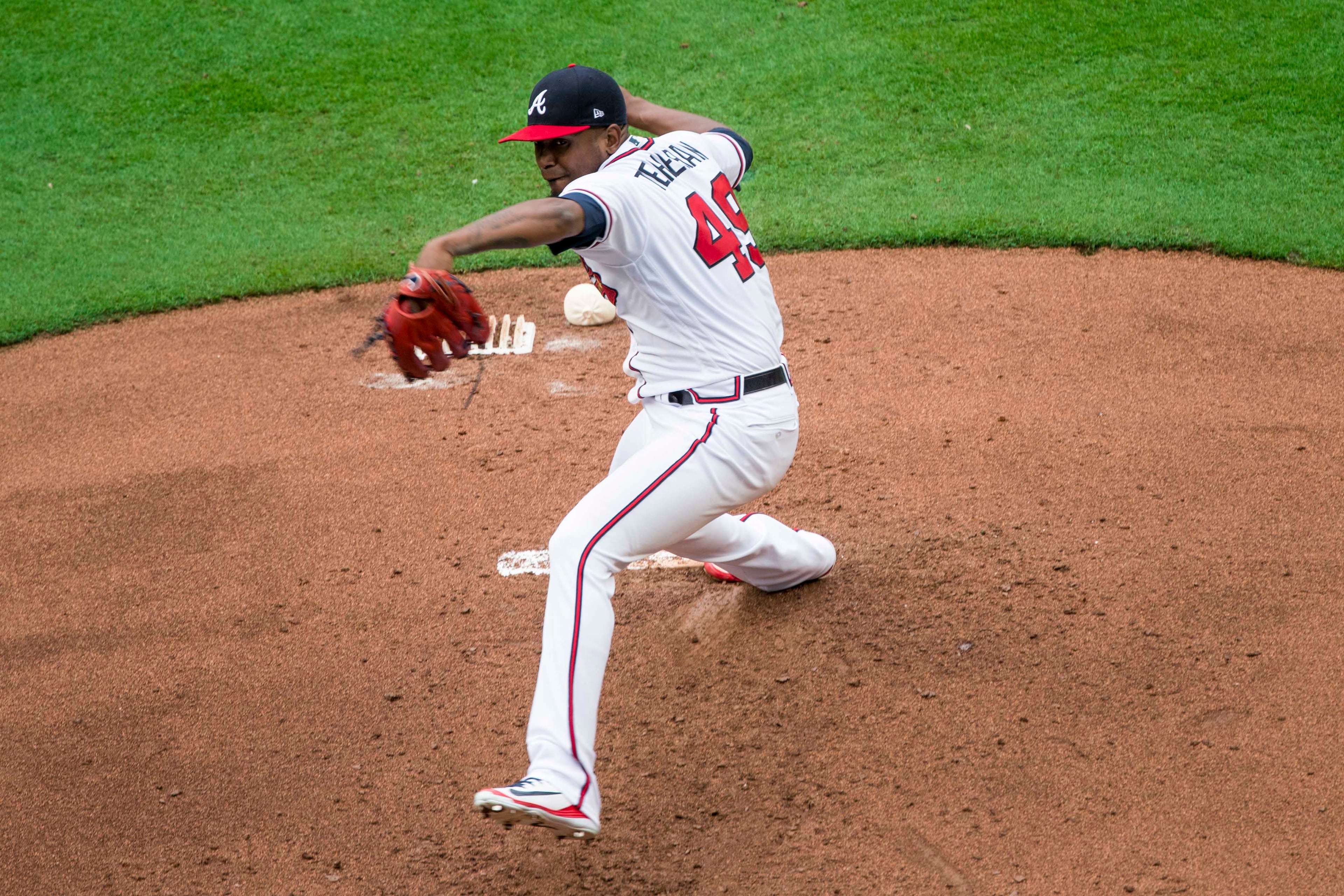 03/29/2018 -- Atlanta, GA - Braves Julio Teheran pitches the ball during the season opener game against the Phillies at SunTrust Park, Thursday, March 29, 2018. ALYSSA POINTER/ALYSSA.POINTER@AJC.COM