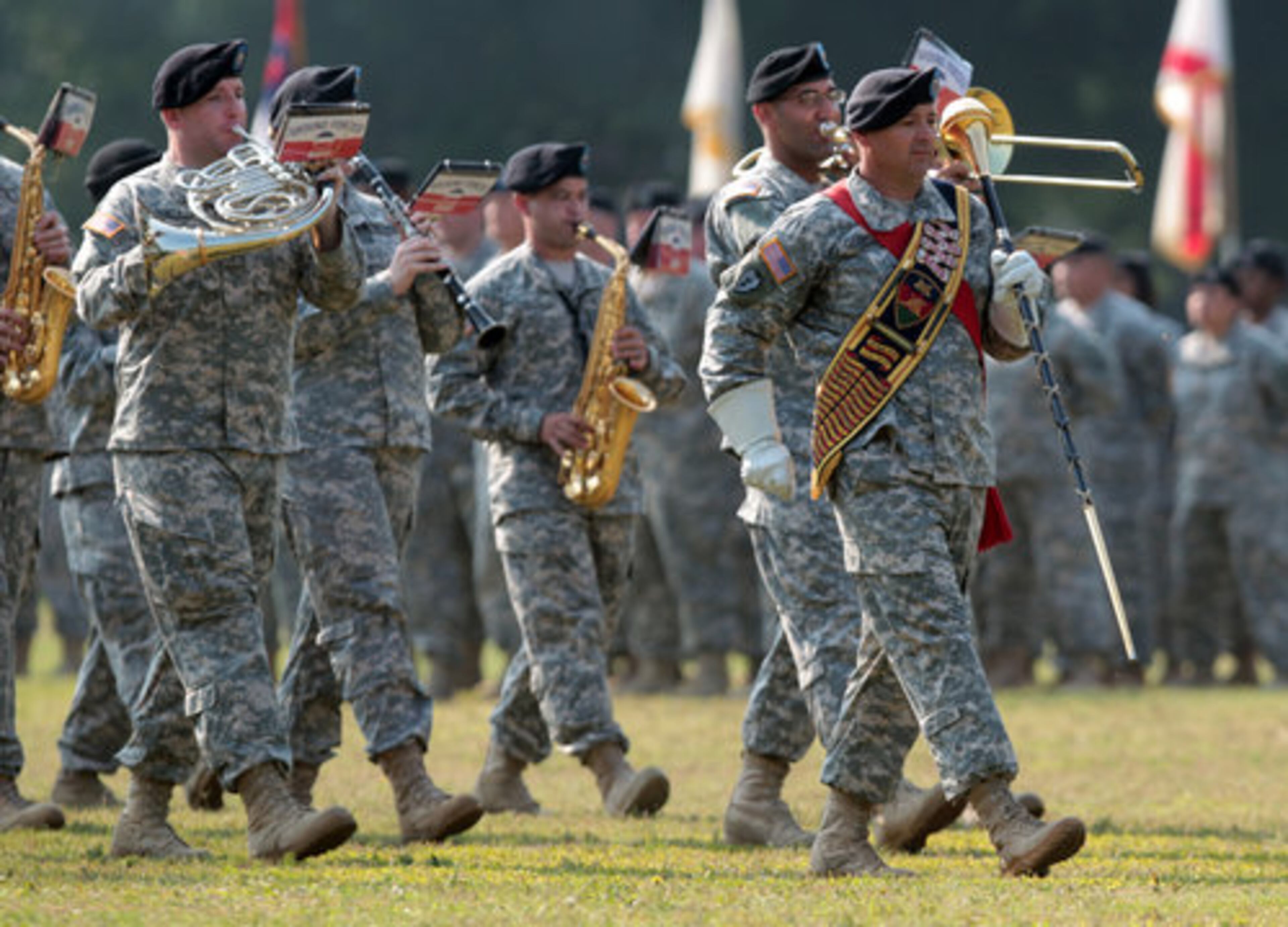 Drum major Staff Sgt. Mark Goodier leads the Soldiers of the U.S. Army Ground Forces Band.