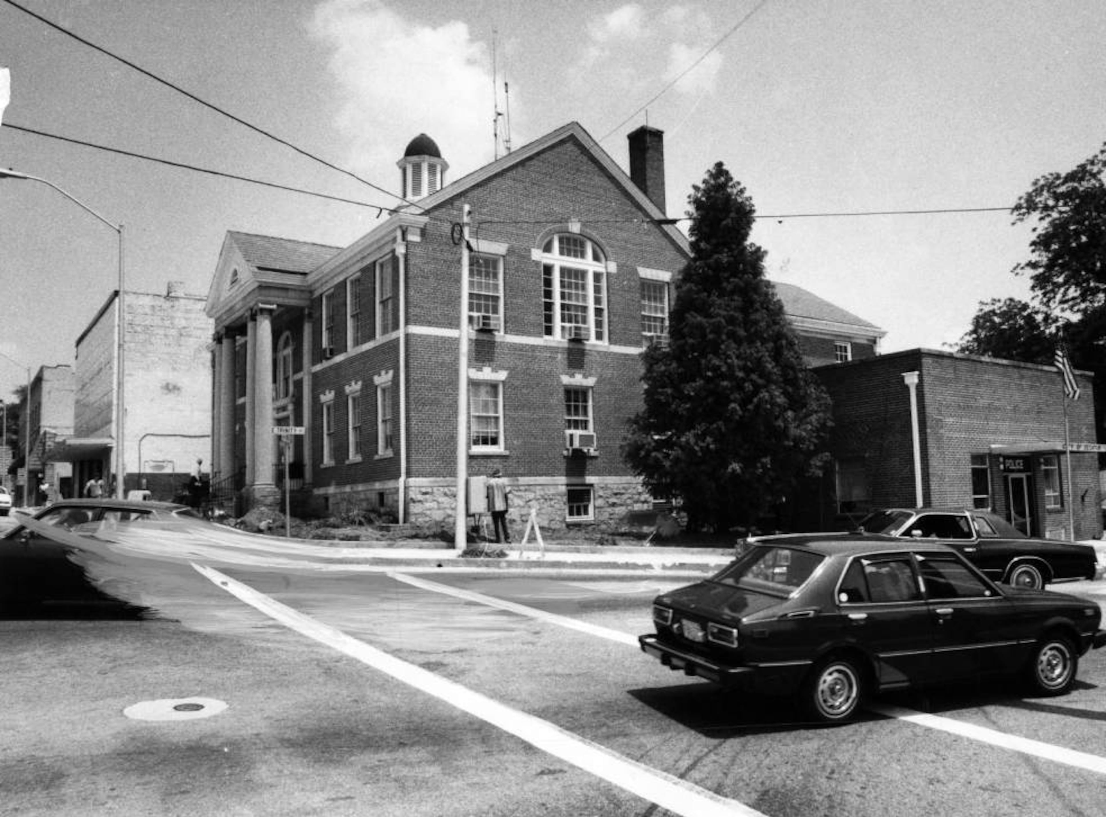 City Hall in downtown Decatur, August 1979