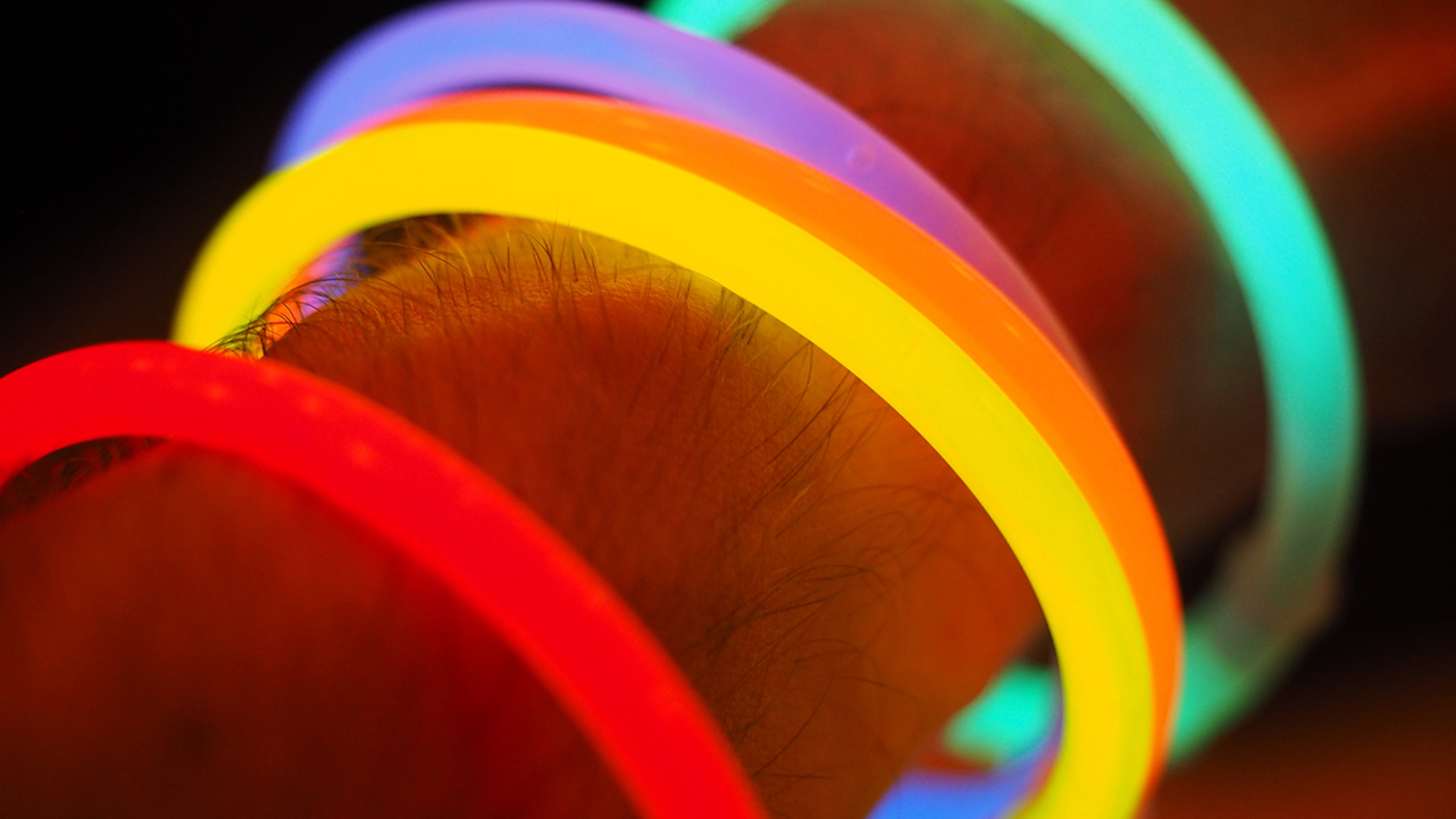 Because of their attractive shapes and colors, glow products are very tempting for children to place in the mouth (File photo via pixabay)