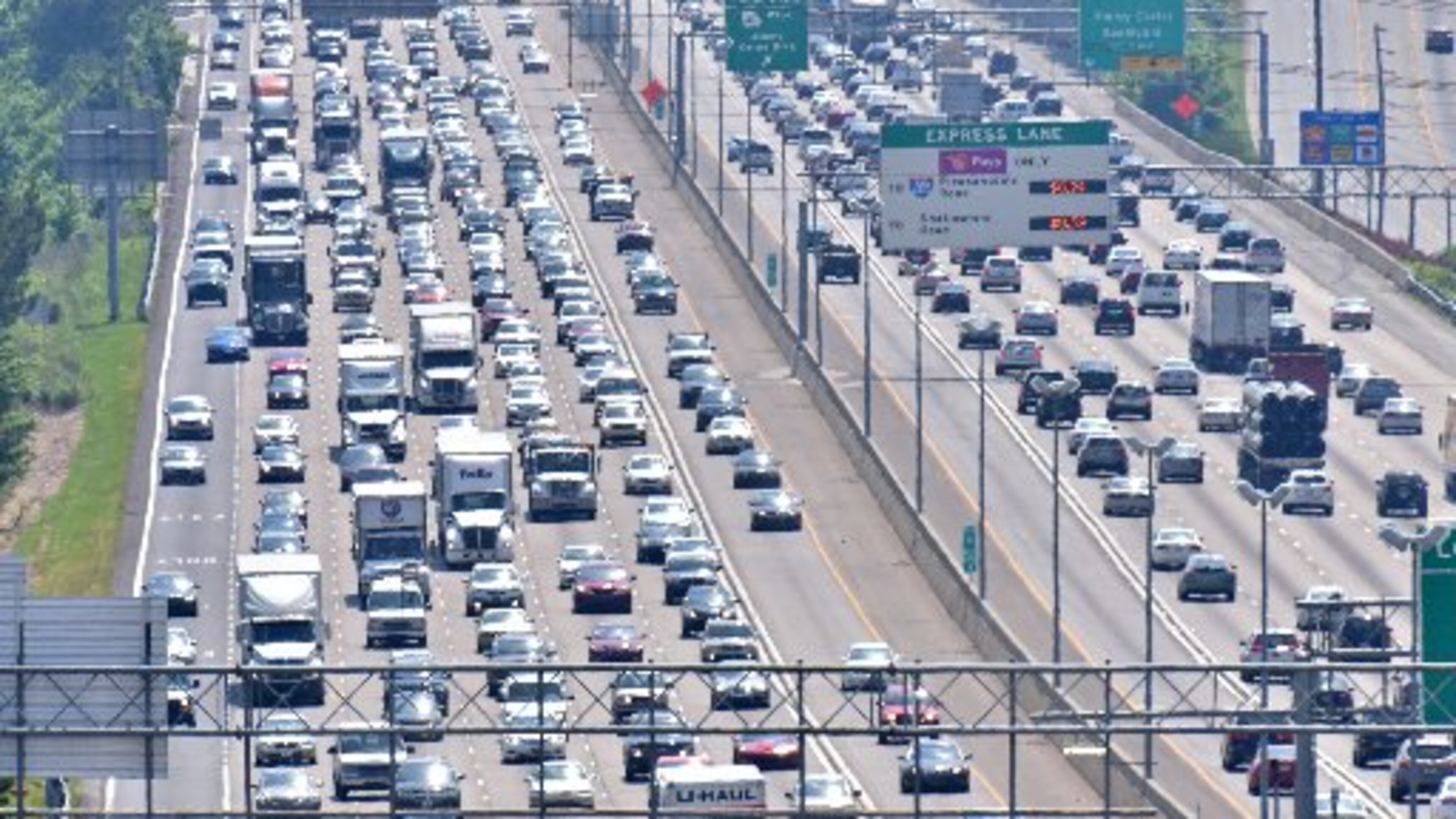 Traffic will just as bad during the weekend as it is during the week. HYOSUB SHIN /HSHIN@AJC.COM