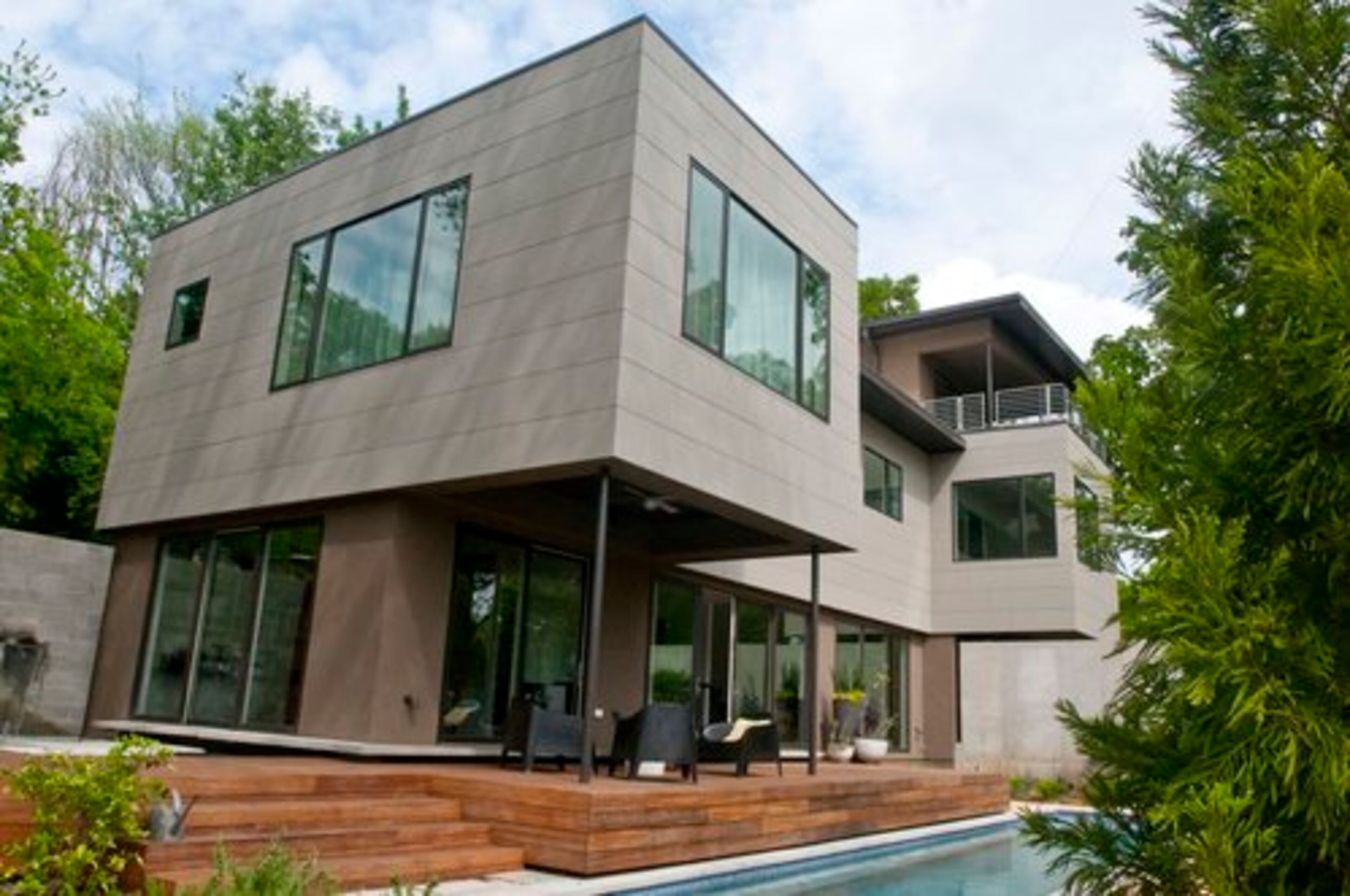 The home of architects Jose Tavel and Carla Cummins is a reflection of their personal and professional lives.