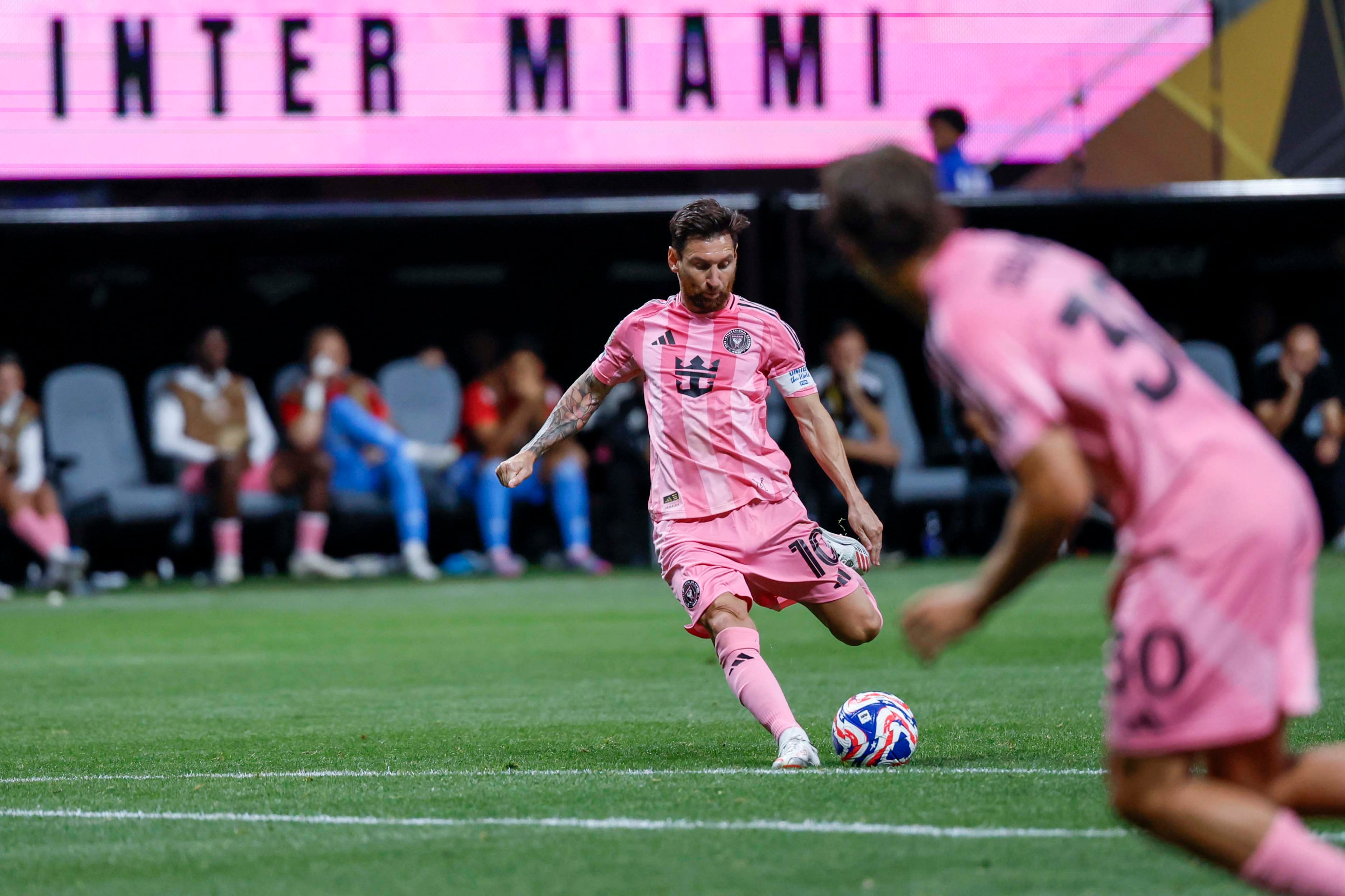 Inter Miami forward Lionel Messi (10) attempts a shot during the Club World Cup round of 16 soccer match between Paris Saint-Germain FC and Inter Miami in Atlanta, Georgia, on Sunday, June 29, 2025.
(Miguel Martinez/ AJC)