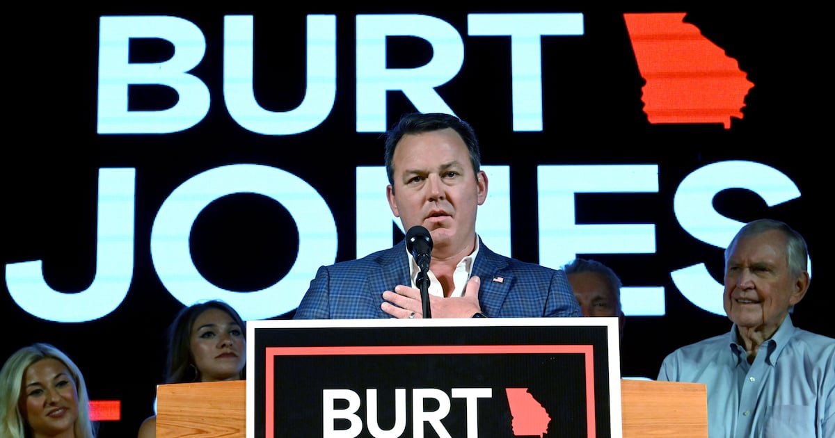 Top Georgia politicians rake in cash as lawsuits that could stop them drag