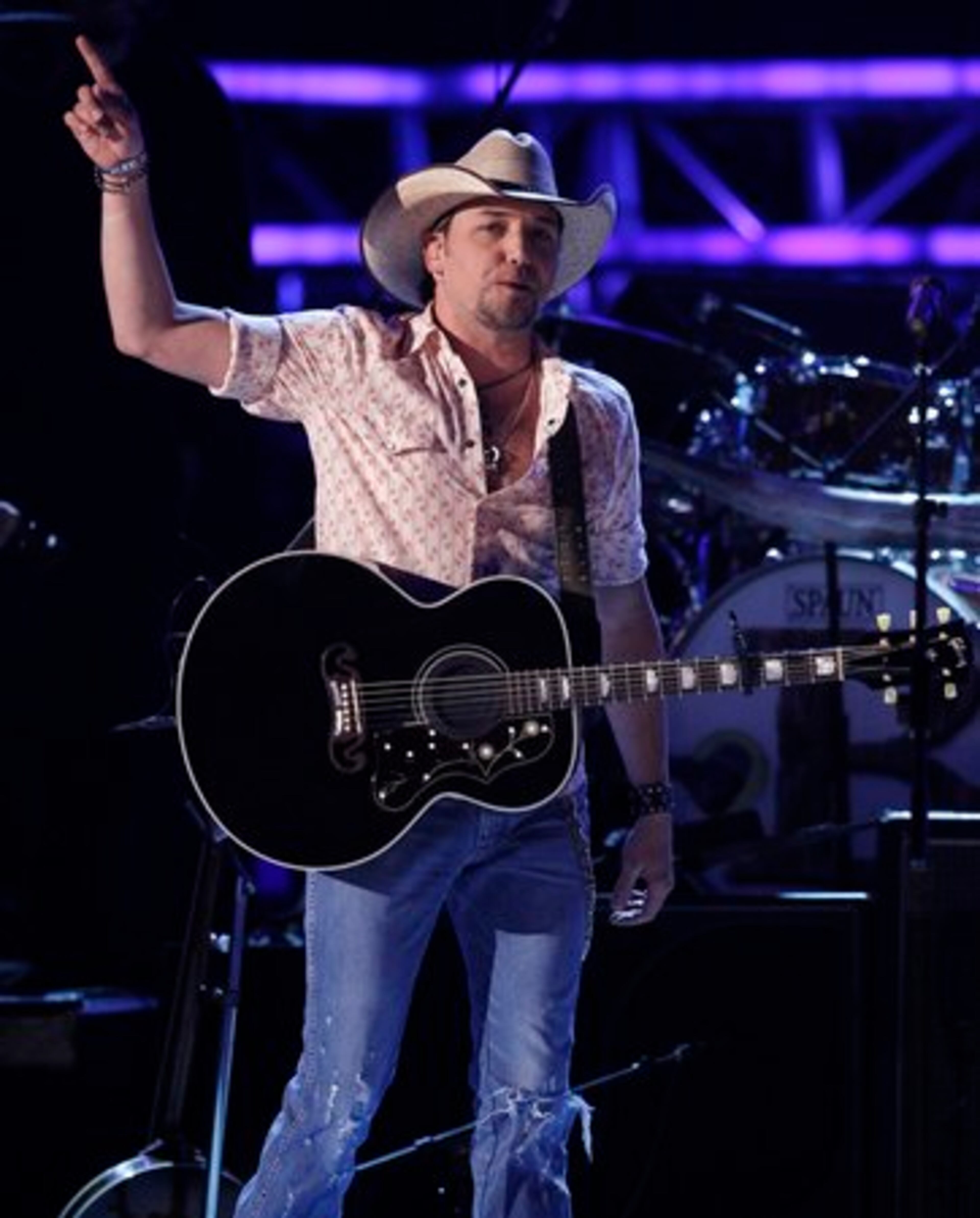 Other performers included Georgian Jason Aldean ...