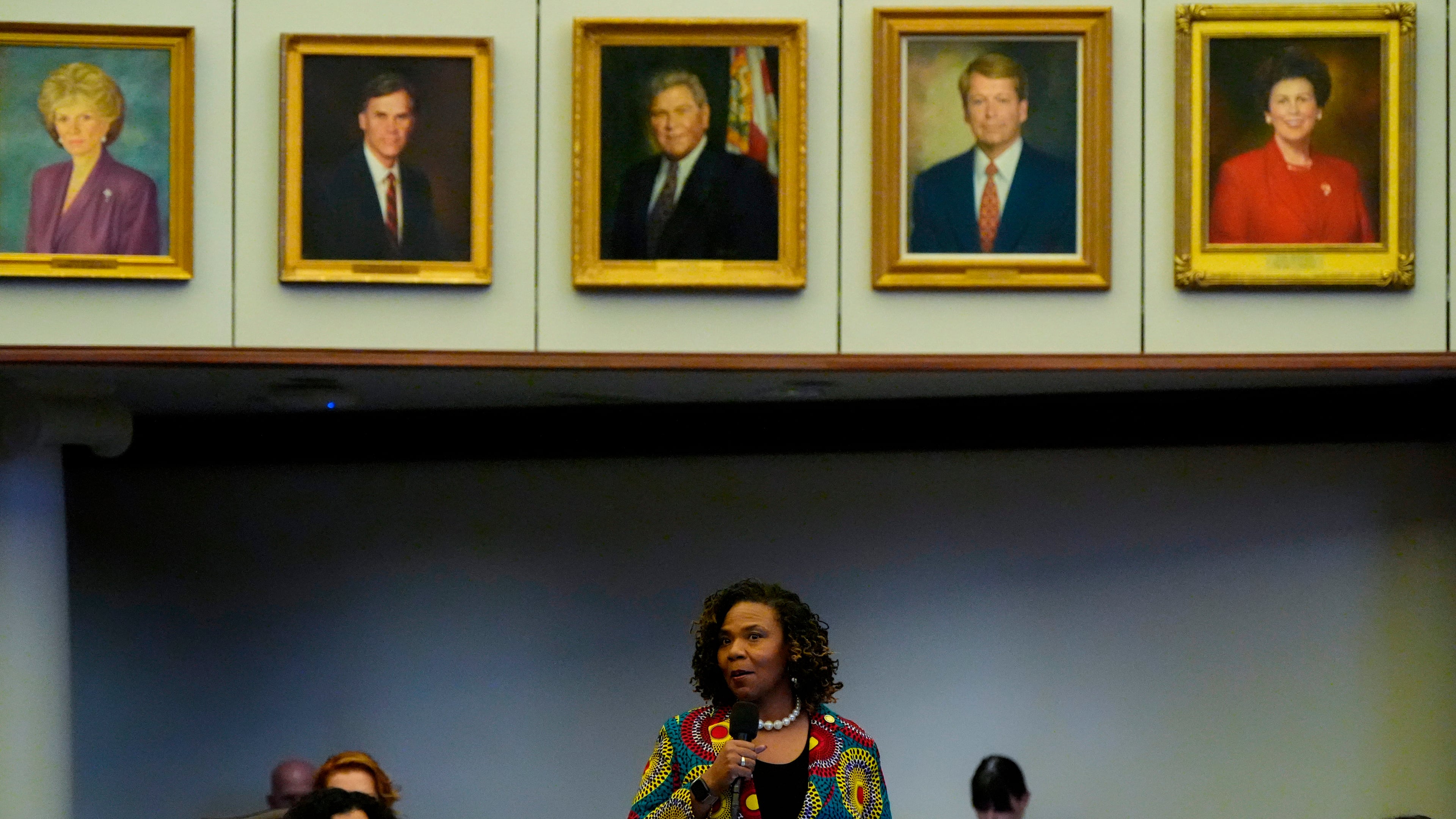Sen, Tracie Davis speaks during debate on SB 8-D, a redistricting bill, during a special session of the Florida Legislature, Wednesday, April 29, 2026, in Tallahassee, Fla. (AP Photo/Mike Stewart)