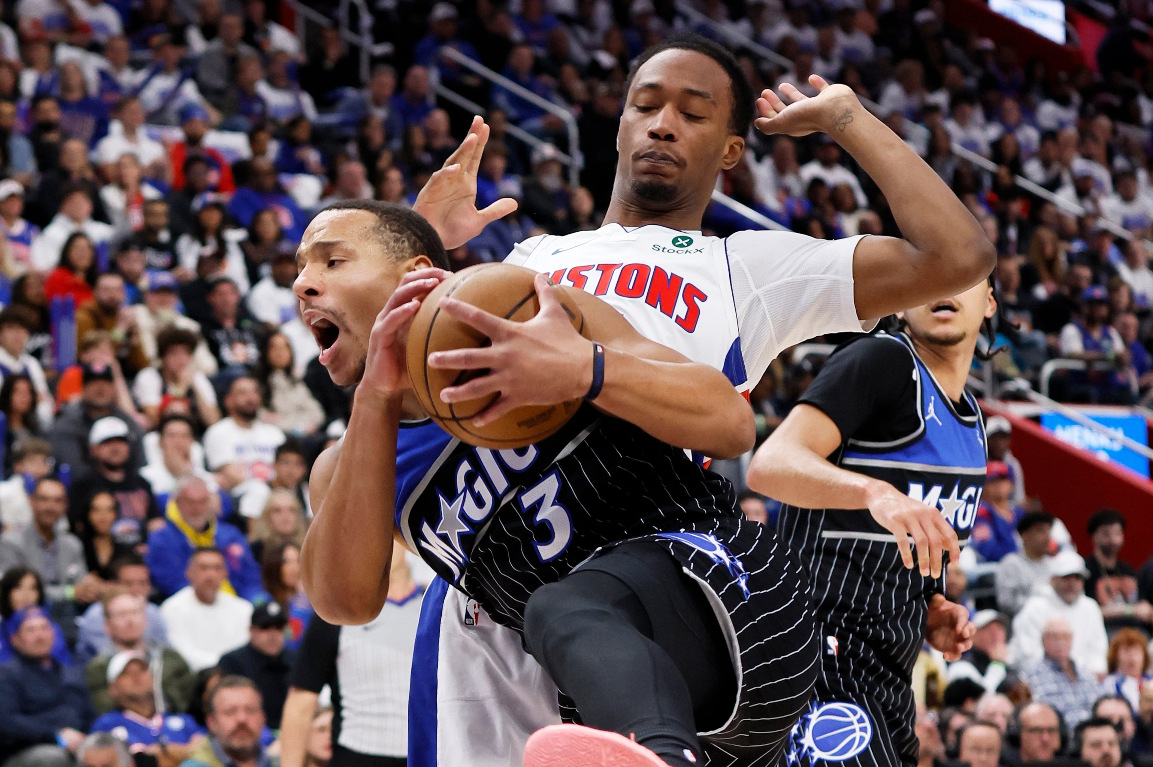 Magic Pistons Basketball