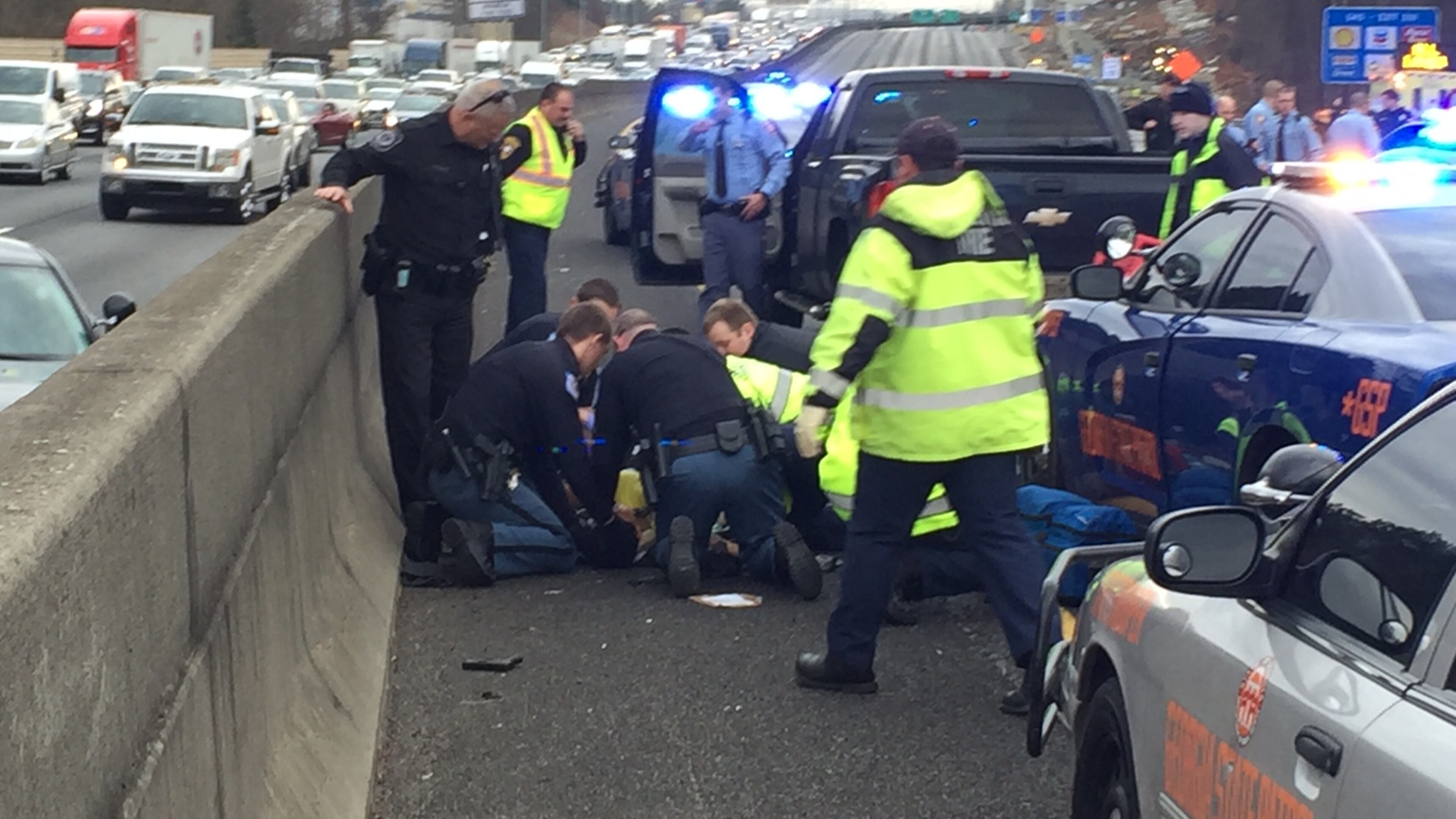 A Georgia State Patrol trooper and a suspect were shot Wed., Jan. 27, 2016, prompting authorities to shut down all lanes of I-75 southbound near Delk Road at one point. JOHNNY EDWARDS / JEDWARDS@AJC.COM