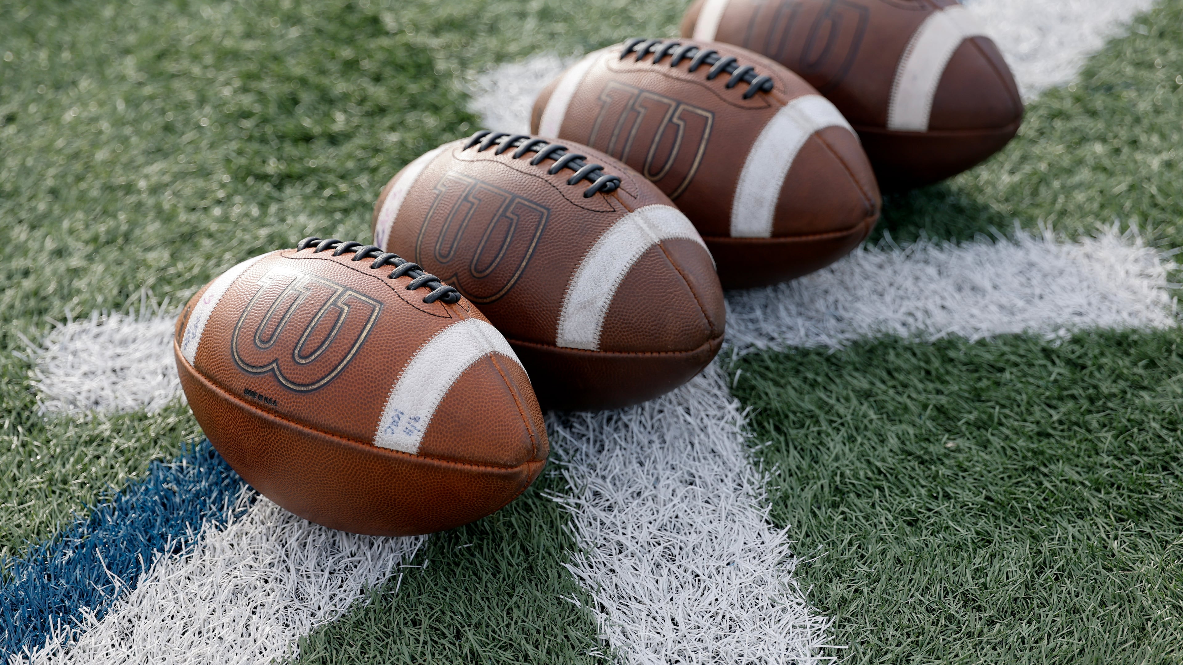 Lowndes (2.3), Cartersville (4.5), Sandy Creek (5.4), Appling County (5.5) and Woodward Academy (6.0) lead teams who have allowed seven points or fewer through Week 7. (Erik S. Lesser for the AJC)