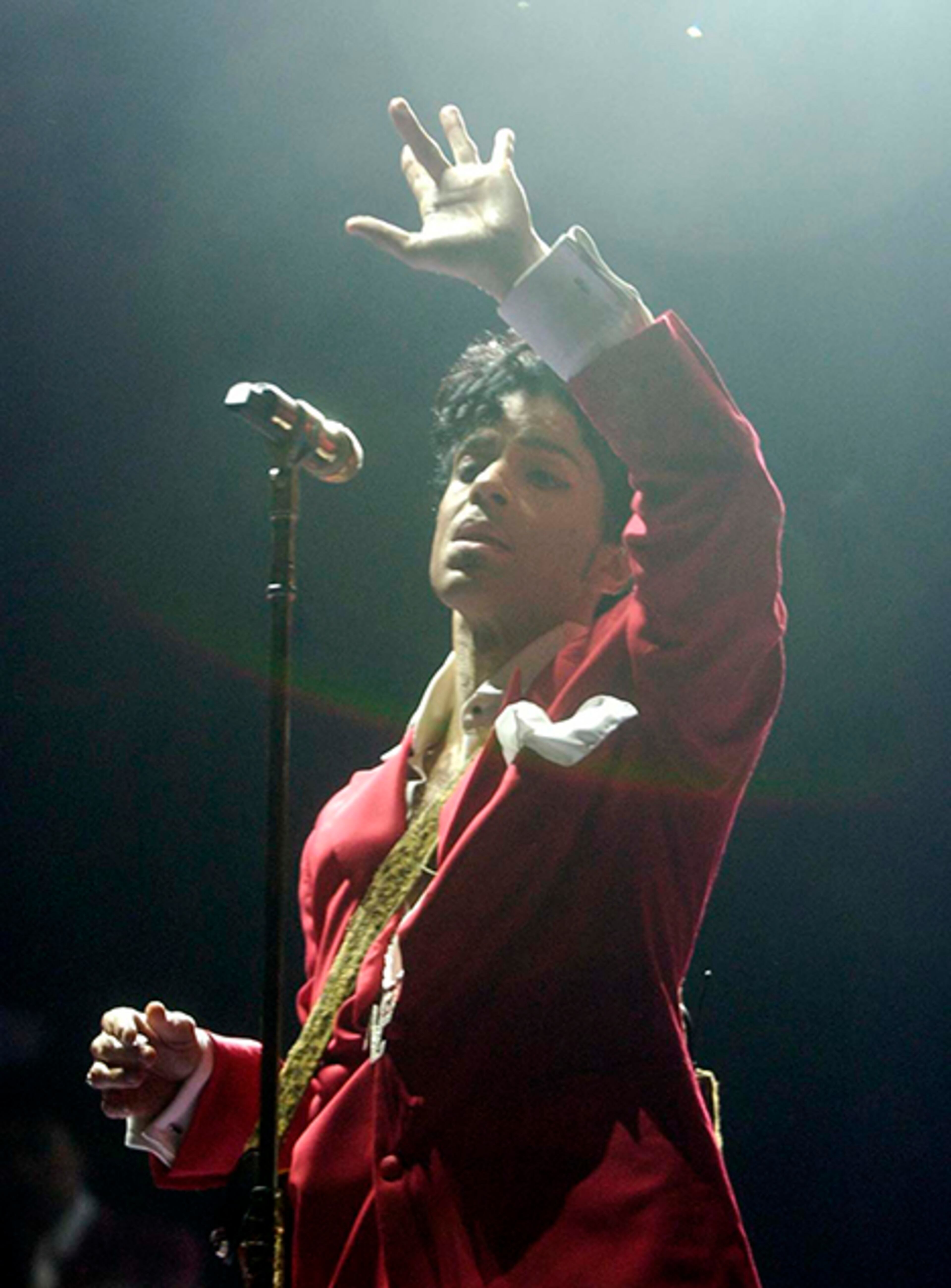 Prince performs during the 10th Anniversary Essence Music Festival Friday, July 2, 2004 at the dome in New Orleans.