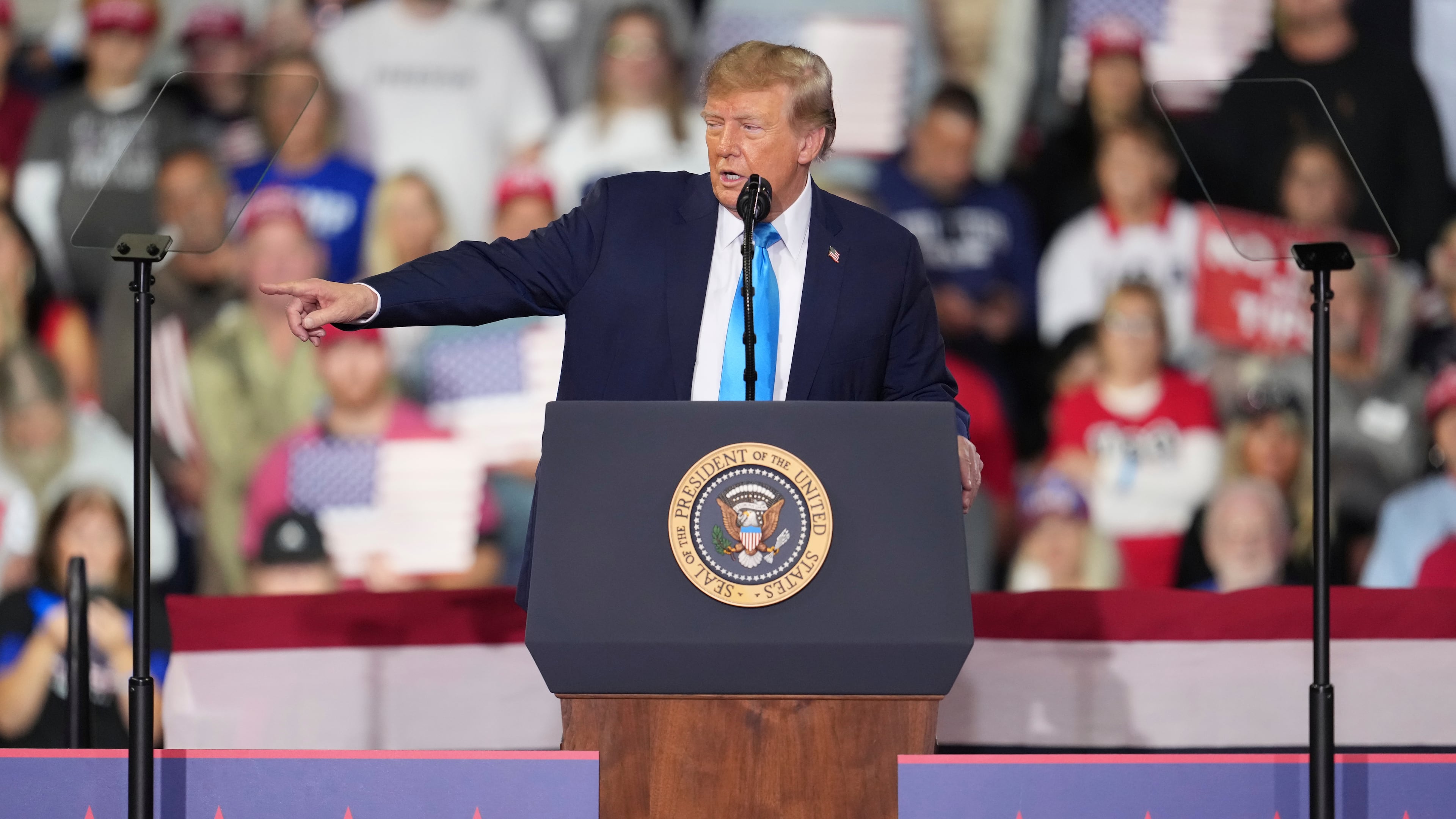 President Donald Trump speaks during a campaign rally at Truist Arena, Saturday, Oct. 17, 2026, in Highland Heights, Ky. (AP Photo/Jeff Dean)
