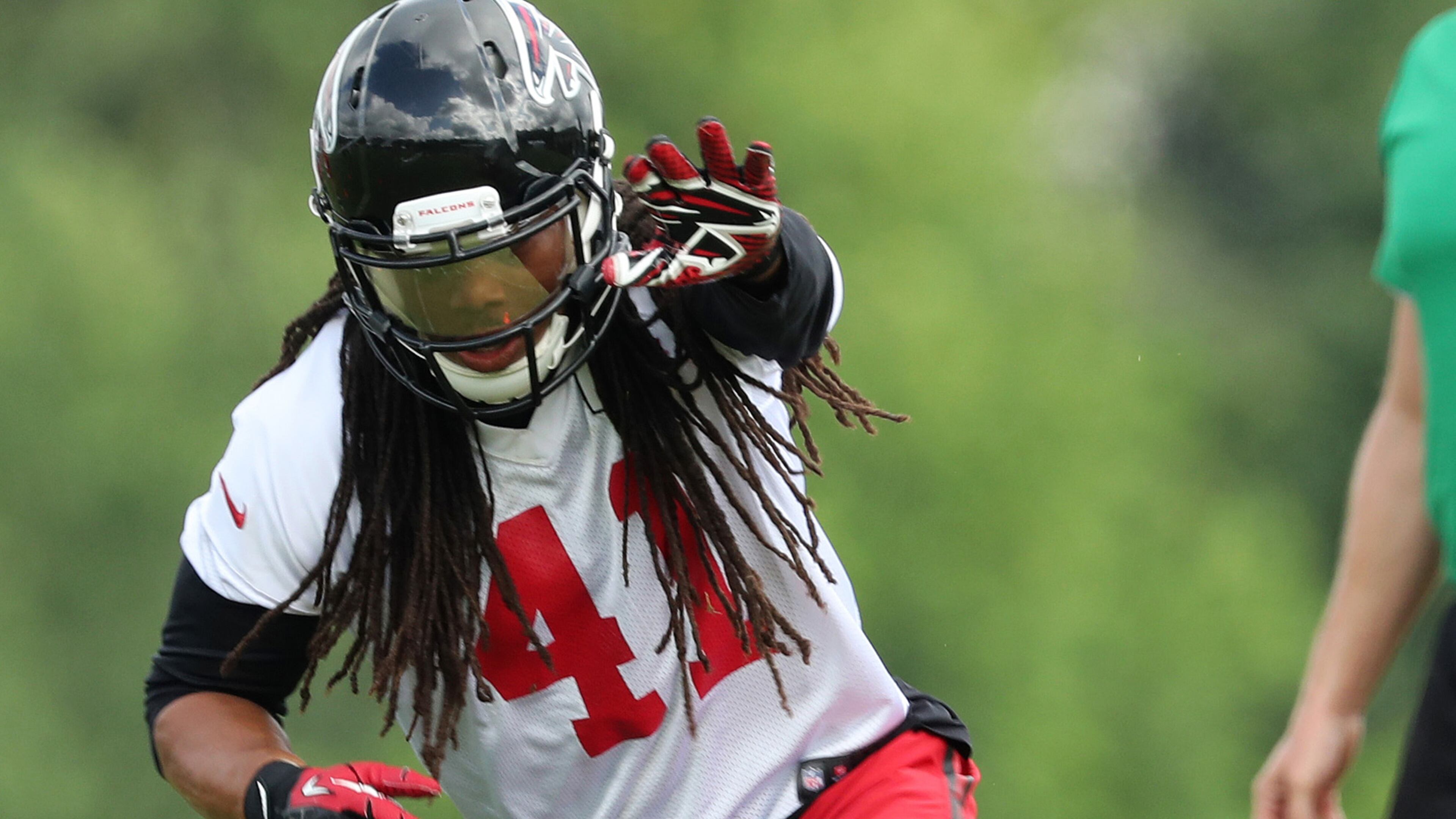 072916 FLOWERY BRANCH: Falcons Philip Wheeler during training camp on Friday, July 29, 2016, in Flowery Branch. Curtis Compton /ccompton@ajc.com
