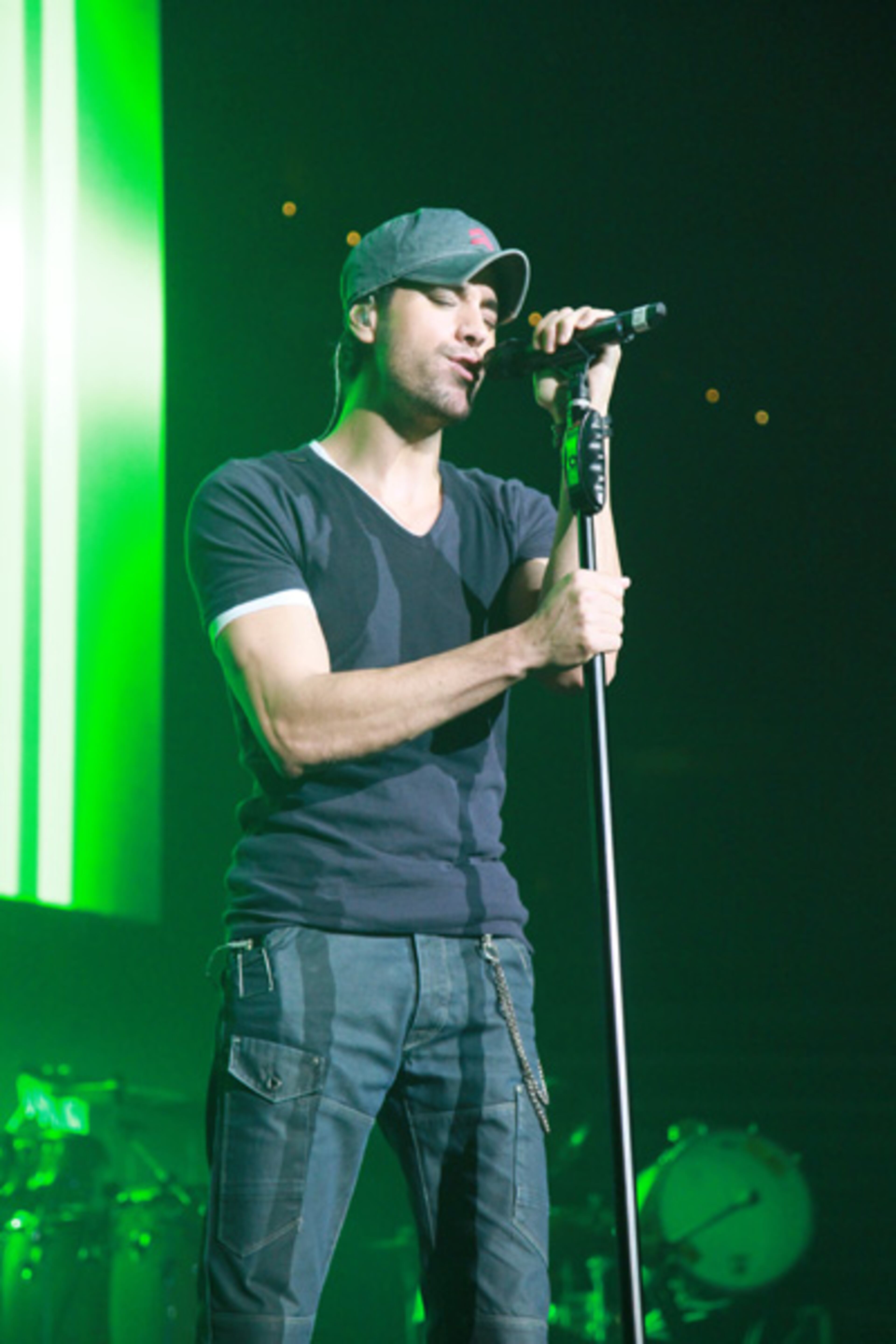The concert included performances by Enrique Iglesias...