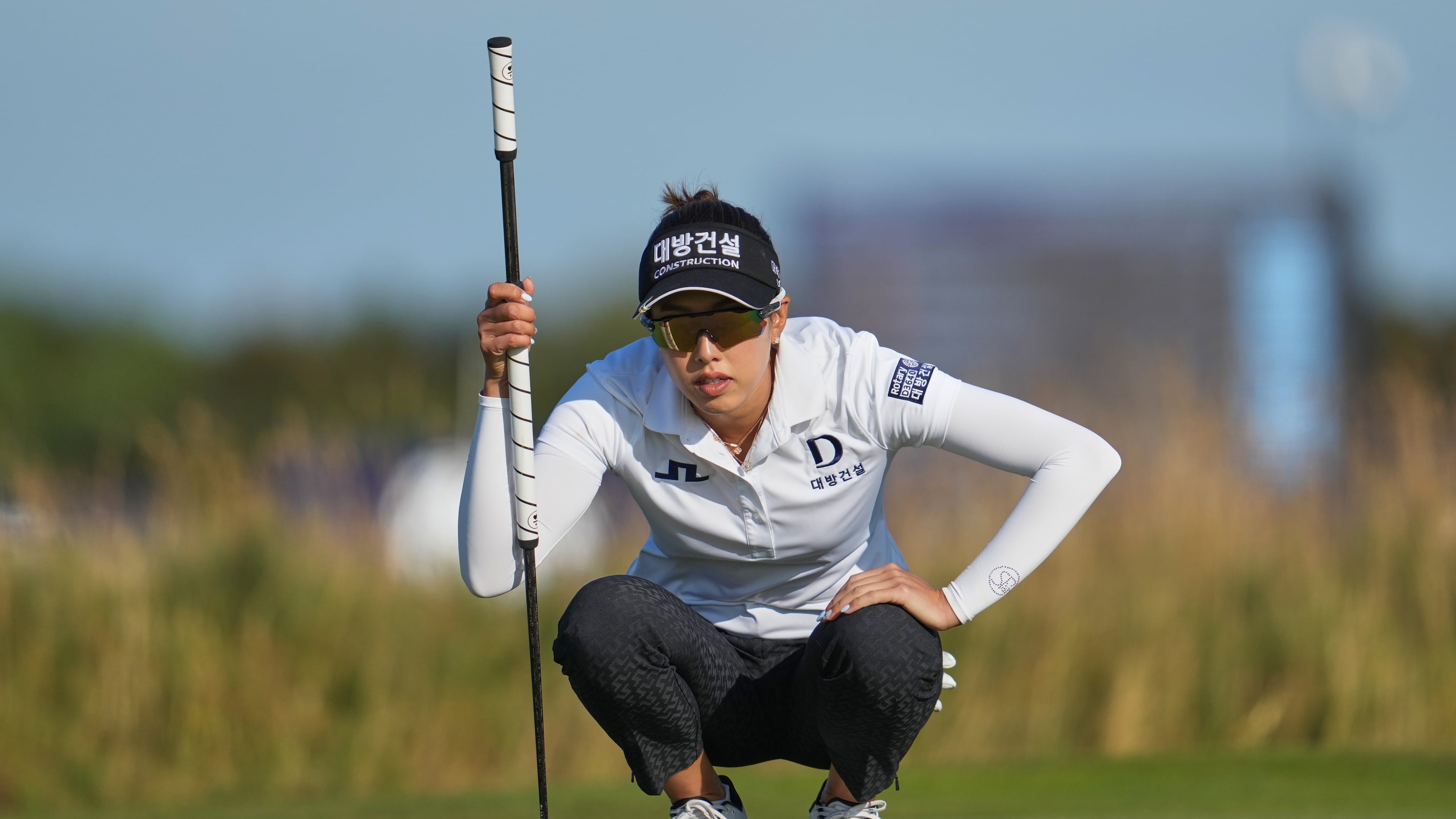 Yealimi Noh, of the Unites States, lines up a putt on the 17th green during the third round of the Women's British Open golf championship in Lytham St Annes, England, Saturday, Aug. 1, 2026. (AP Photo/Jon Super)