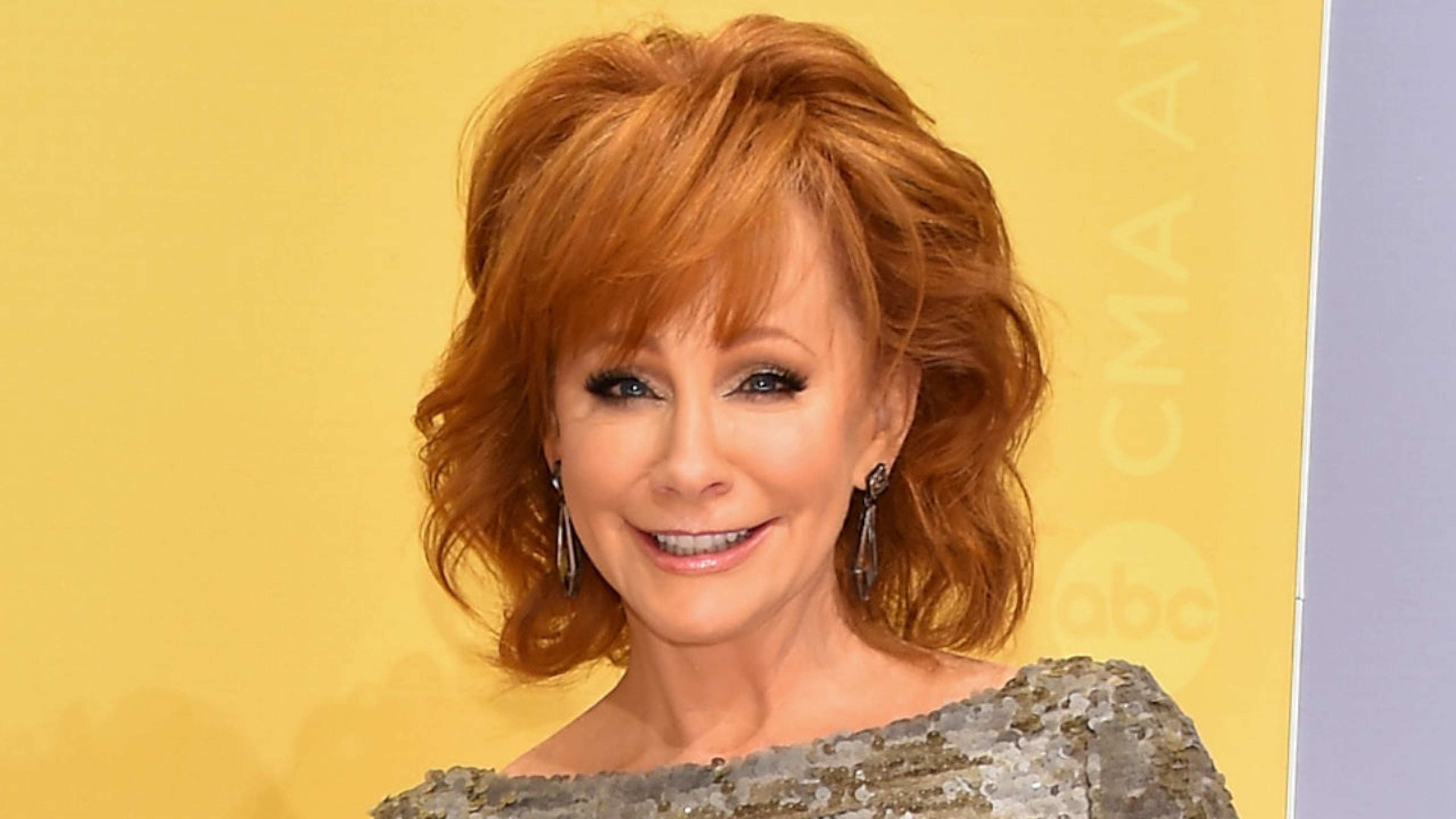 NASHVILLE, TN - NOVEMBER 02: Singer-songwriter Reba McEntire attends the 50th annual CMA Awards at the Bridgestone Arena on November 2, 2016 in Nashville, Tennessee. Reports say she is starring in a new ABC drama. (Photo by Michael Loccisano/Getty Images)