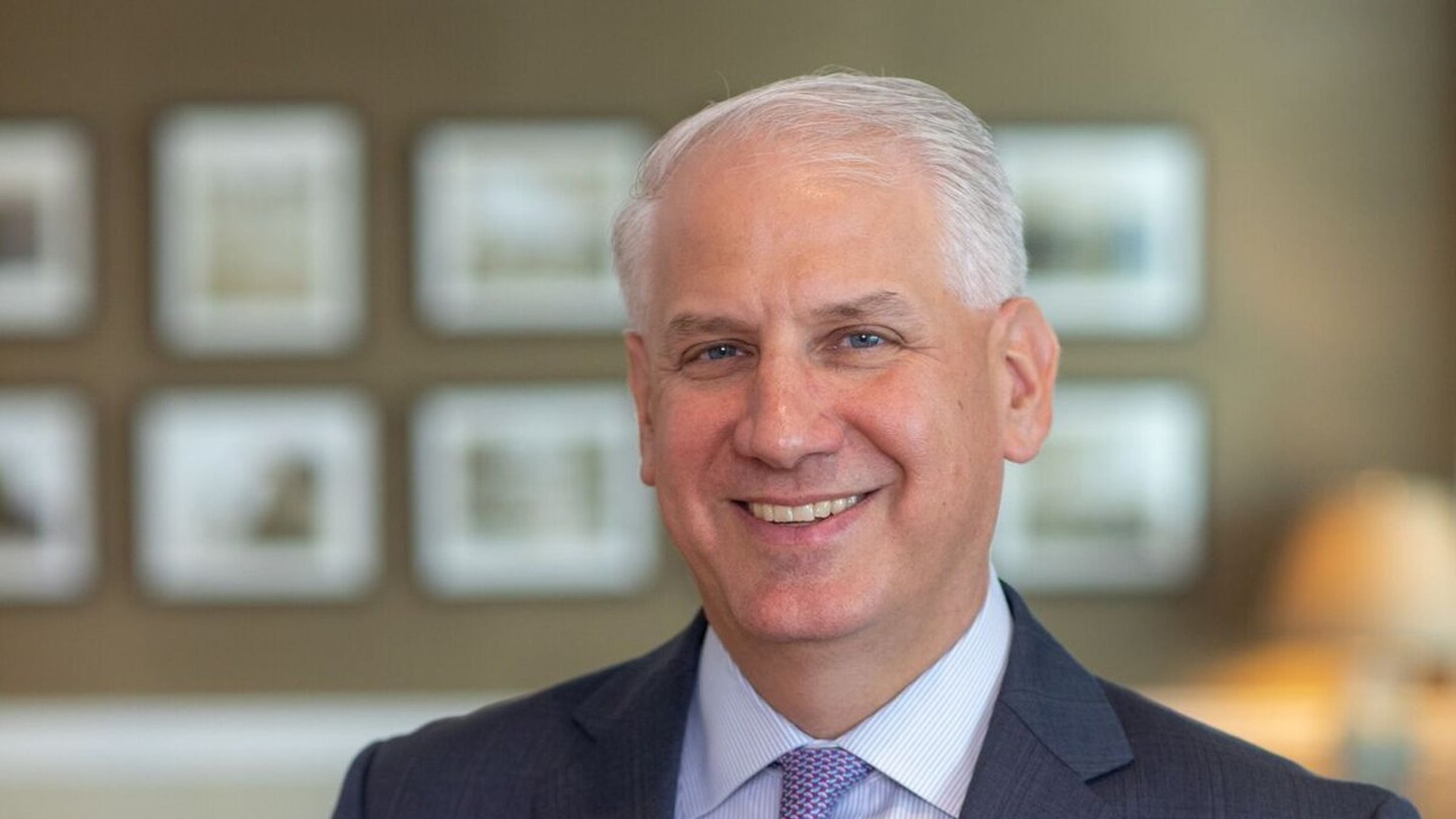 Kevin Byrne, president and chief executive officer of The University Financing Foundation, has received the 2019 Vision award from the Association of University Research Parks. Tech Square, the highly-acclaimed innovation community of Georgia Tech in Atlanta, is a TUFF development.