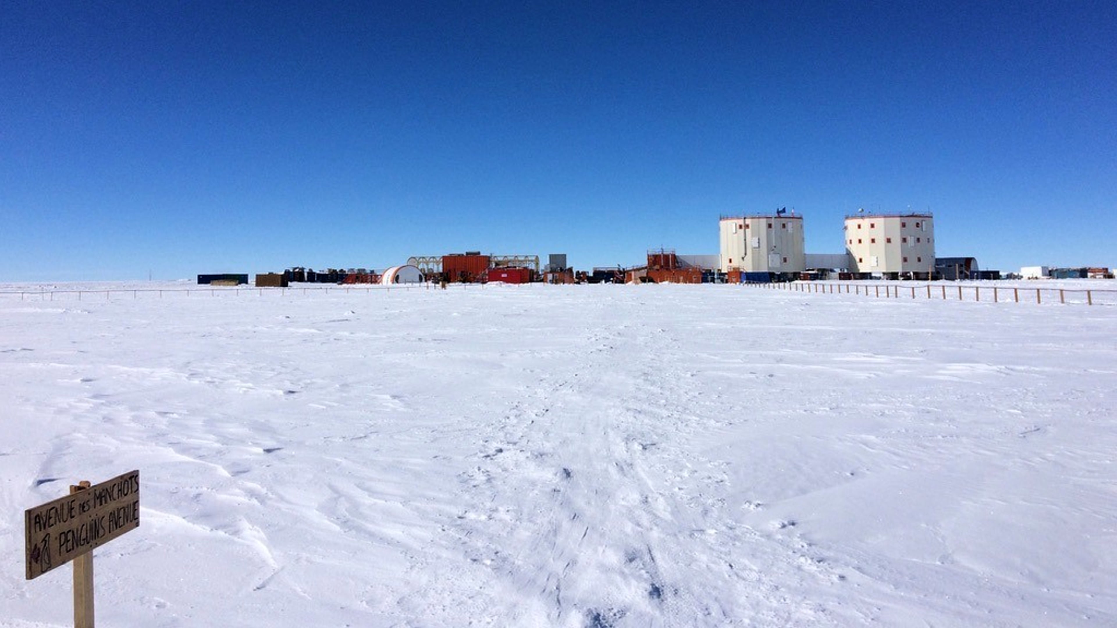 This undated image released on Wednesday, Jan. 14, 2026 by the Ice Memory Foundation, shows the Concordia Station, where the Ice Memory Sanctuary is being built in Antarctica for ice cores from the Alps carrying the memory of Earth's current atmosphere, which are preserved at a temperature close to -52°C/-61°F for future generations of scientists to study. (ENEA PNRA via AP)