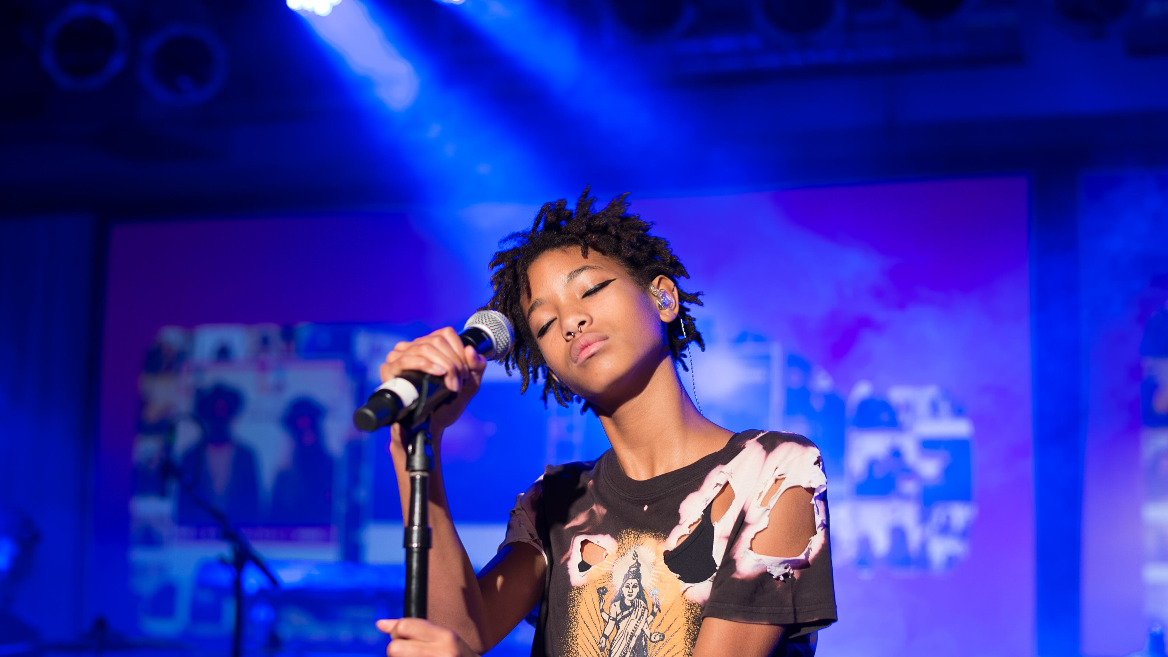 NEW YORK, NY - OCTOBER 03: Willow Smith performs at the vitaminwater And The Fader Unite To "HYDRATE THE HUSTLE" For Fifth Anniversary Of #uncapped Concert Series on October 3, 2015 in New York City. (Photo by Dave Kotinsky/Getty Images for vitaminwater)