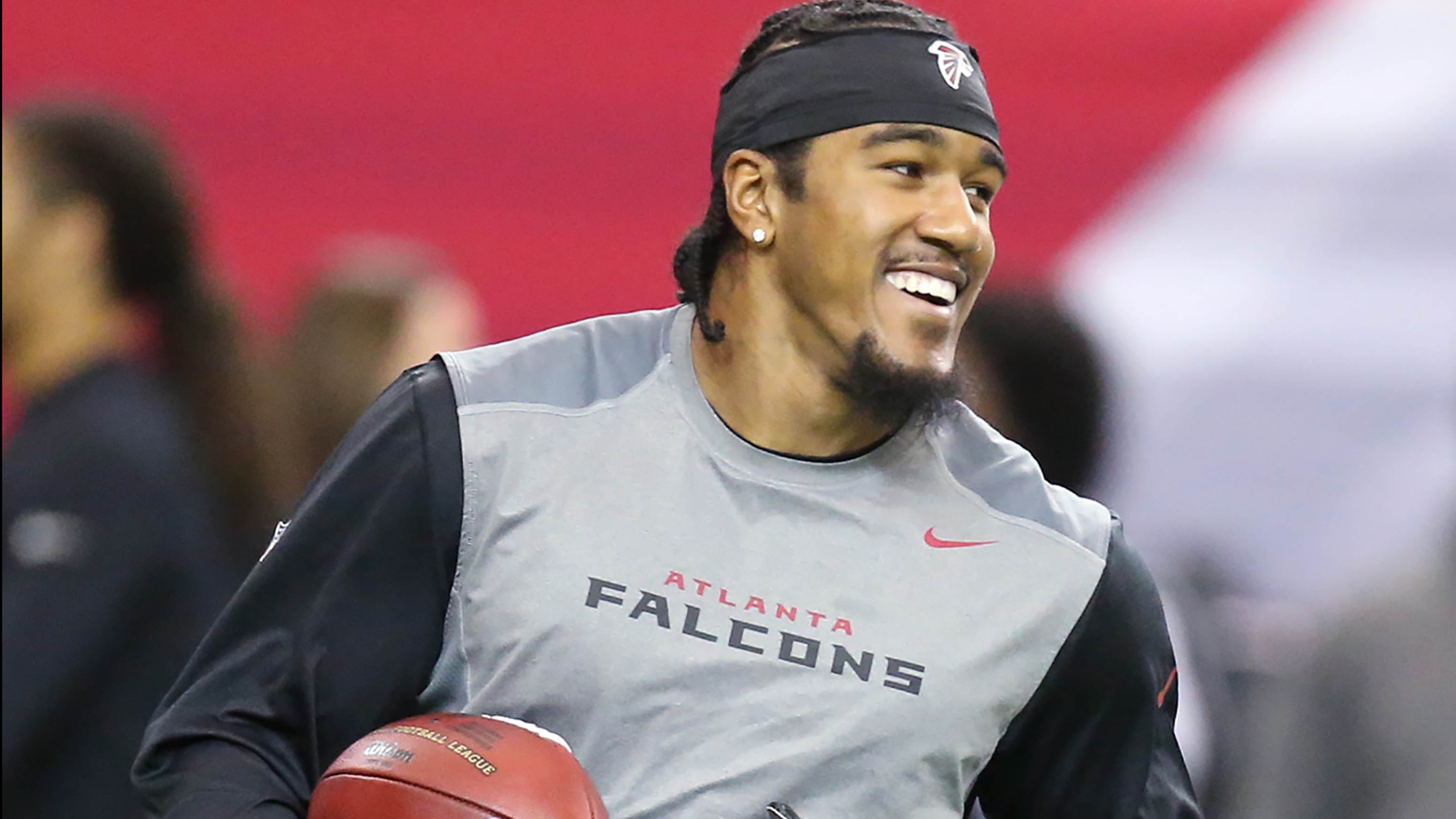 Falcons outside linebacker Vic Bealsey Jr. is all smiles as he switches over to offense and goes out to catch a pass during pregame warmups preparing to play the Saints in a football game on Sunday, Jan. 3, 2016, in Atlanta. Curtis Compton / ccompton@ajc.com