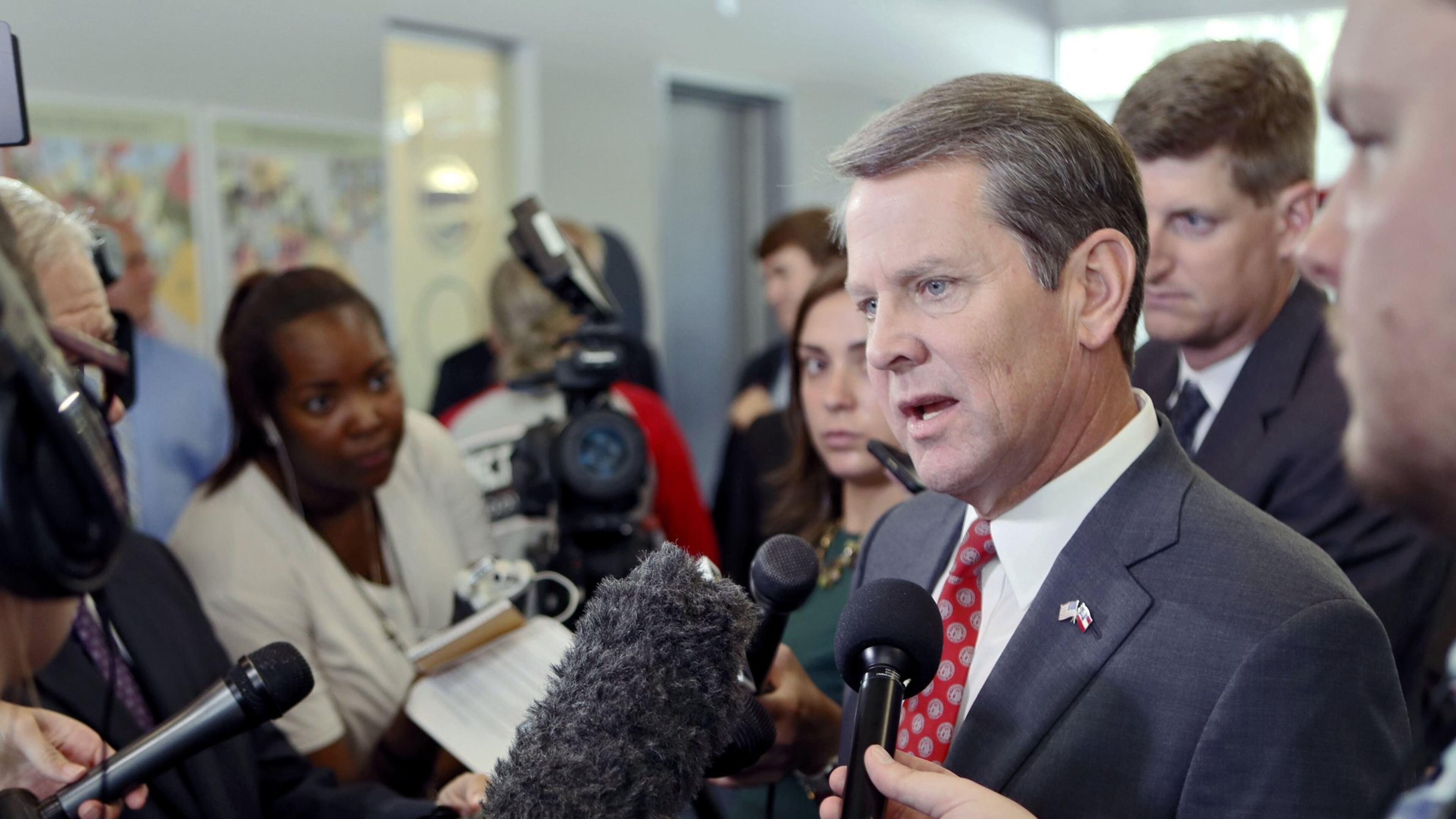Brian Kemp, the Republican nominee to become Georgia’s next governor, rolled out a new policy aimed at veterans at a press conference Wednesday at his Atlanta headquarters. BOB ANDRES /BANDRES@AJC.COM