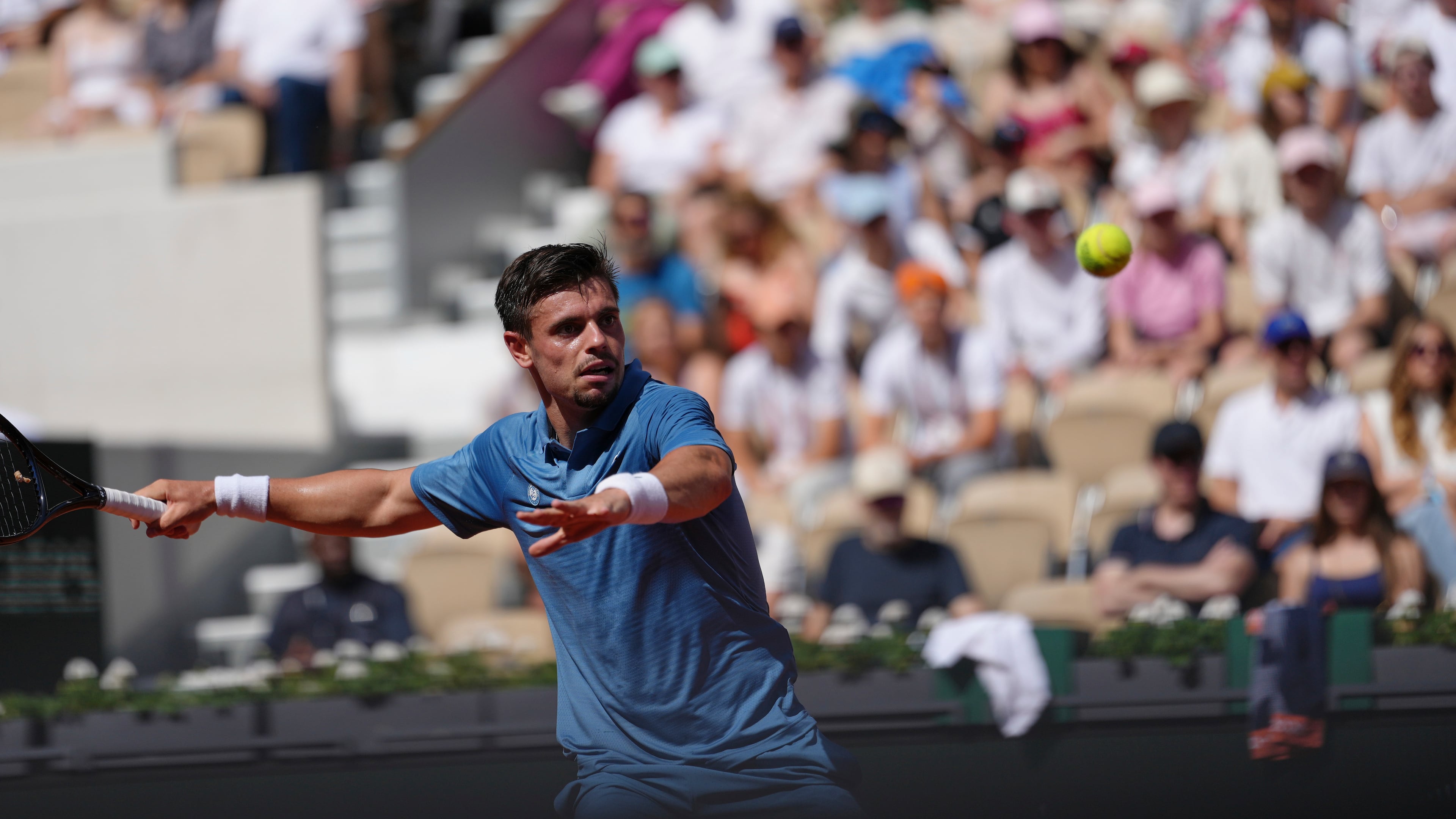 Arthur Gea of France returns to Karen Khachanov of Russia during the first round men's singles tennis match at the French Open tennis tournament in Paris, Sunday, May 24, 2026. (AP Photo/Aurelien Morissard)