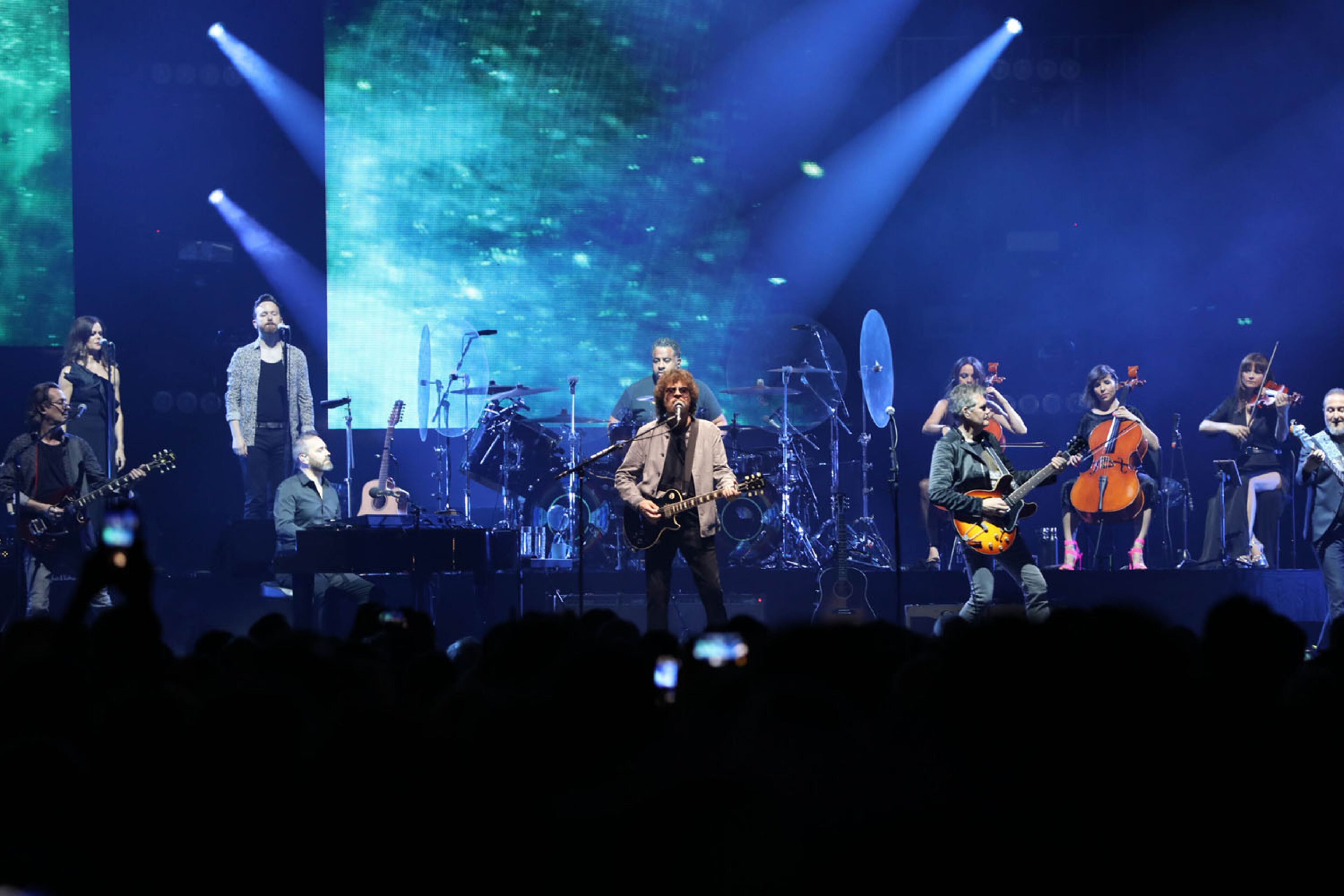 Jeff Lynne's ELO sold out State Farm Arena on Friday, July 5, 2019 on their Summer 2019 Tour. Dhani Harrison, George's son, opened the show.
Robb Cohen Photography & Video /RobbsPhotos.com